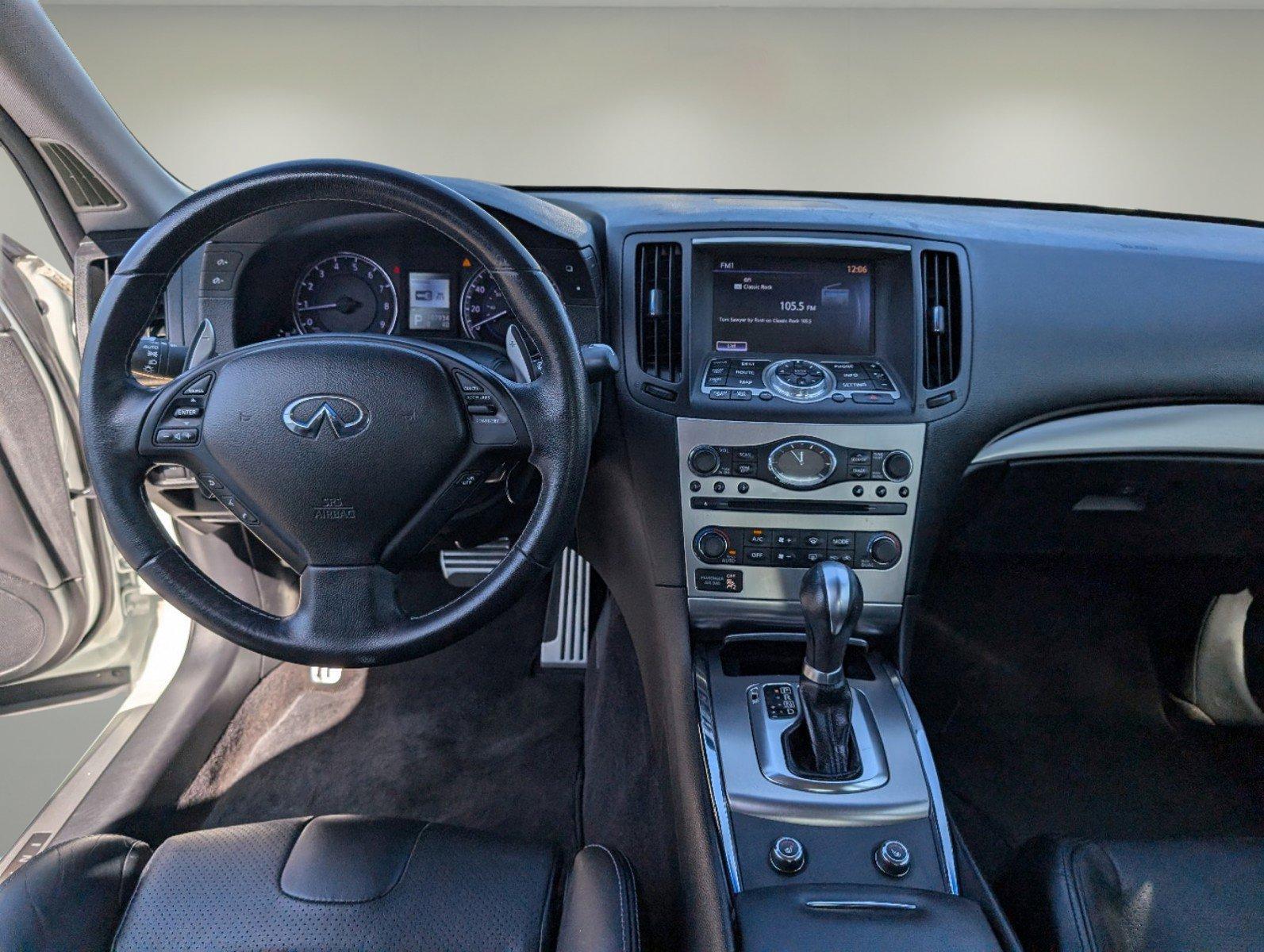 2013 /Graphite Infiniti G37 Sedan Journey (JN1CV6AP4DM) with an Gas V6 3.7L/225 engine, 7-Speed Automatic w/OD transmission, located at 7000 Northlake Connector, Columbus, GA, 31904, (706) 987-8085, 32.524975, -84.978134 - 2013 Infiniti G37 Sedan Journey - Photo#11