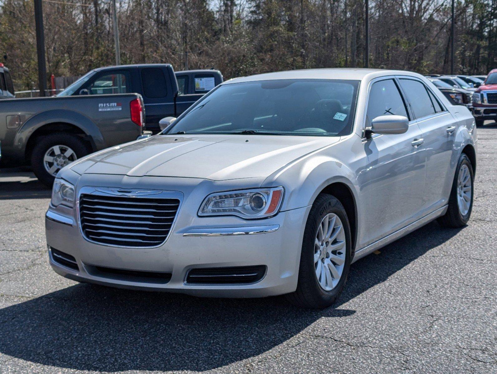 2012 /Black Interior Chrysler 300 (2C3CCAAG7CH) with an Gas/Ethanol V6 3.6L/220 engine, 8-Speed Automatic transmission, located at 5115 14th Ave., Columbus, GA, 31904, (706) 323-0345, 32.511494, -84.971046 - 2012 Chrysler 300 - Photo#0