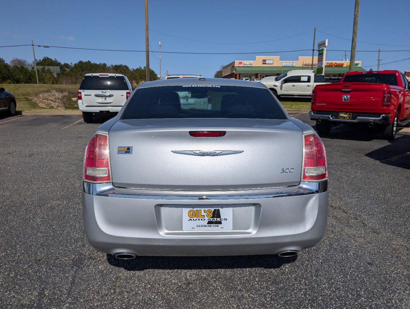 2012 /Black Interior Chrysler 300 (2C3CCAAG7CH) with an Gas/Ethanol V6 3.6L/220 engine, 8-Speed Automatic transmission, located at 5115 14th Ave., Columbus, GA, 31904, (706) 323-0345, 32.511494, -84.971046 - 2012 Chrysler 300 - Photo#6