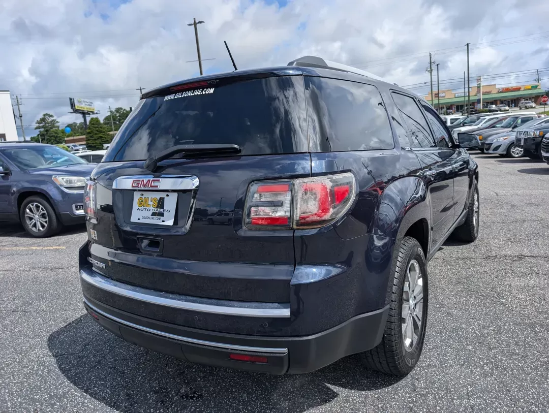 2015 /Light Titanium GMC Acadia SLT (1GKKRRKD0FJ) with an Gas V6 3.6L/220 engine, 6-Speed Automatic transmission, located at 3959 U.S. 80 W, Phenix City, AL, 36870, (334) 297-4885, 32.469296, -85.135185 - 2015 GMC Acadia SLT - Photo#4