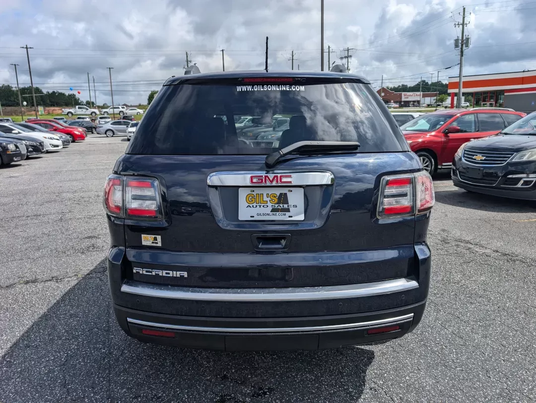 2015 /Light Titanium GMC Acadia SLT (1GKKRRKD0FJ) with an Gas V6 3.6L/220 engine, 6-Speed Automatic transmission, located at 3959 U.S. 80 W, Phenix City, AL, 36870, (334) 297-4885, 32.469296, -85.135185 - 2015 GMC Acadia SLT - Photo#5