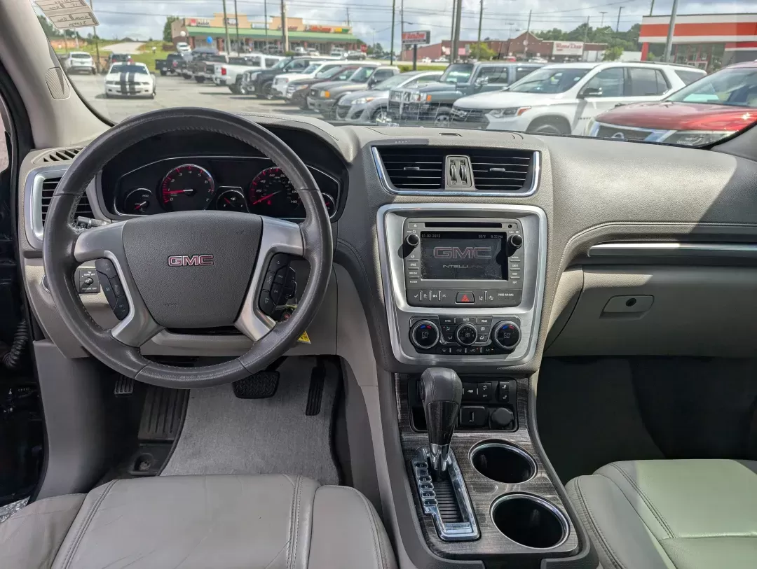 2015 /Light Titanium GMC Acadia SLT (1GKKRRKD0FJ) with an Gas V6 3.6L/220 engine, 6-Speed Automatic transmission, located at 3959 U.S. 80 W, Phenix City, AL, 36870, (334) 297-4885, 32.469296, -85.135185 - 2015 GMC Acadia SLT - Photo#12