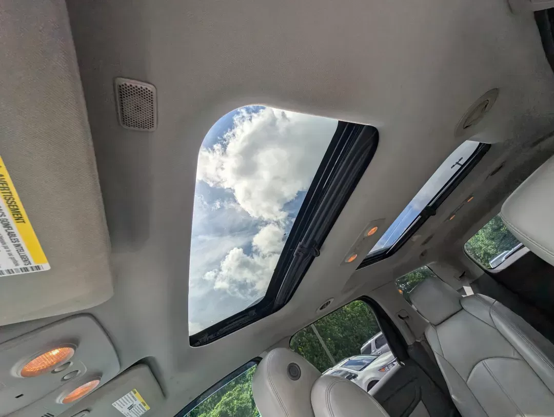2015 /Light Titanium GMC Acadia SLT (1GKKRRKD0FJ) with an Gas V6 3.6L/220 engine, 6-Speed Automatic transmission, located at 3959 U.S. 80 W, Phenix City, AL, 36870, (334) 297-4885, 32.469296, -85.135185 - 2015 GMC Acadia SLT - Photo#16