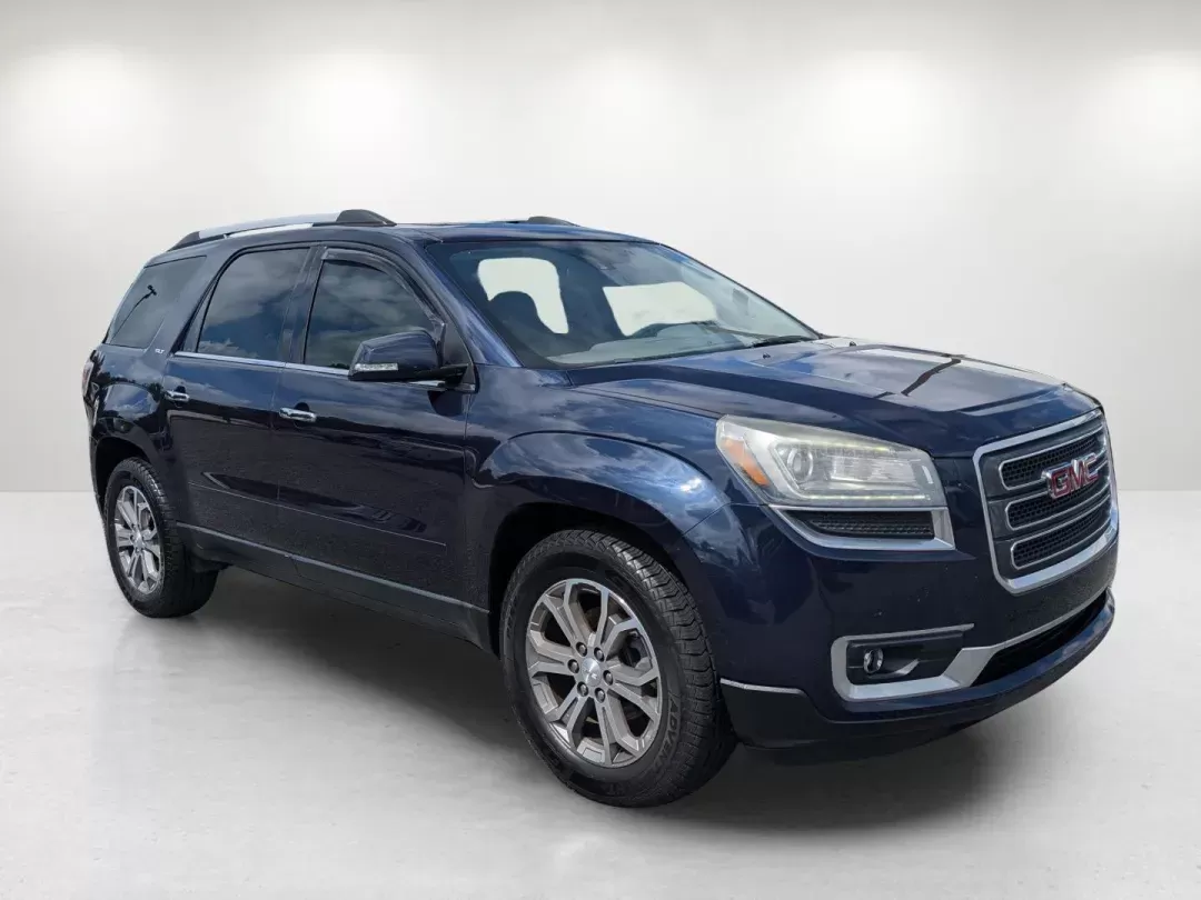 2015 /Light Titanium GMC Acadia SLT (1GKKRRKD0FJ) with an Gas V6 3.6L/220 engine, 6-Speed Automatic transmission, located at 521 Old Farm Lane Rd, Prattville, AL, 36066, (334) 325-1505, 32.482460, -86.416367 - 2015 GMC Acadia SLT - Photo#4