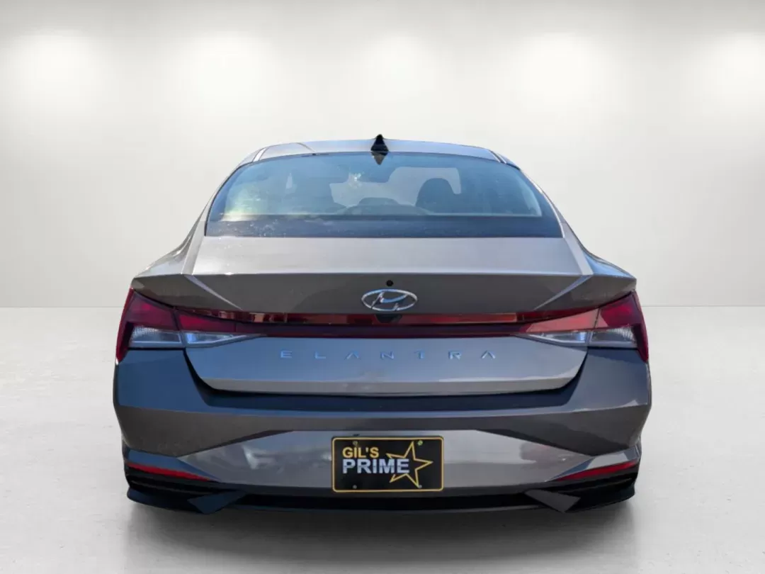 2023 /Black Hyundai Elantra SE (KMHLL4AGXPU) with an Regular Unleaded I-4 2.0 L/122 engine, 1-Speed CVT w/OD transmission, located at 5115 14th Ave., Columbus, GA, 31904, (706) 323-0345, 32.511494, -84.971046 - 2023 Hyundai Elantra SE - Photo#5