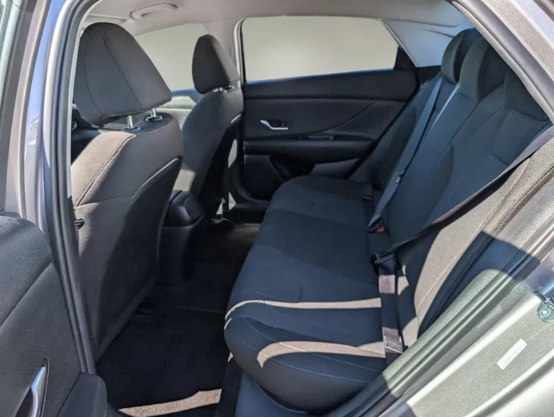 2023 /Black Hyundai Elantra SE (KMHLL4AGXPU) with an Regular Unleaded I-4 2.0 L/122 engine, 1-Speed CVT w/OD transmission, located at 5115 14th Ave., Columbus, GA, 31904, (706) 323-0345, 32.511494, -84.971046 - 2023 Hyundai Elantra SE - Photo#9