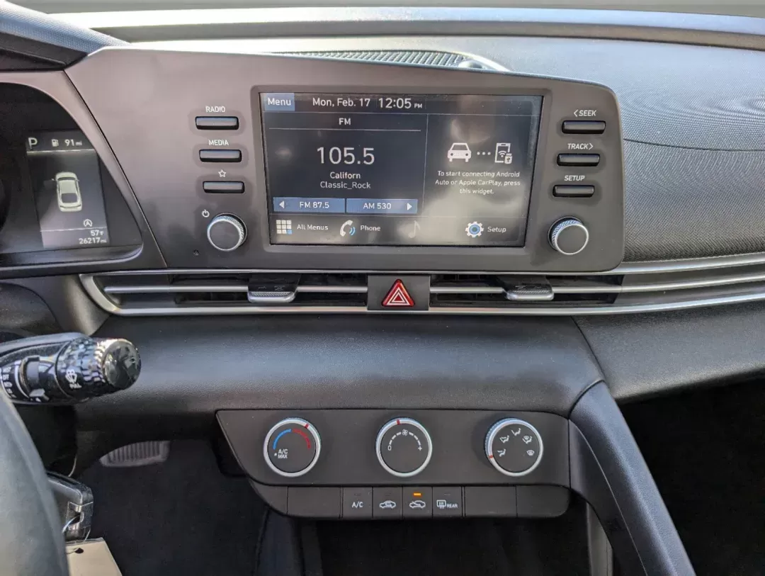 2023 /Black Hyundai Elantra SE (KMHLL4AGXPU) with an Regular Unleaded I-4 2.0 L/122 engine, 1-Speed CVT w/OD transmission, located at 5115 14th Ave., Columbus, GA, 31904, (706) 323-0345, 32.511494, -84.971046 - 2023 Hyundai Elantra SE - Photo#13