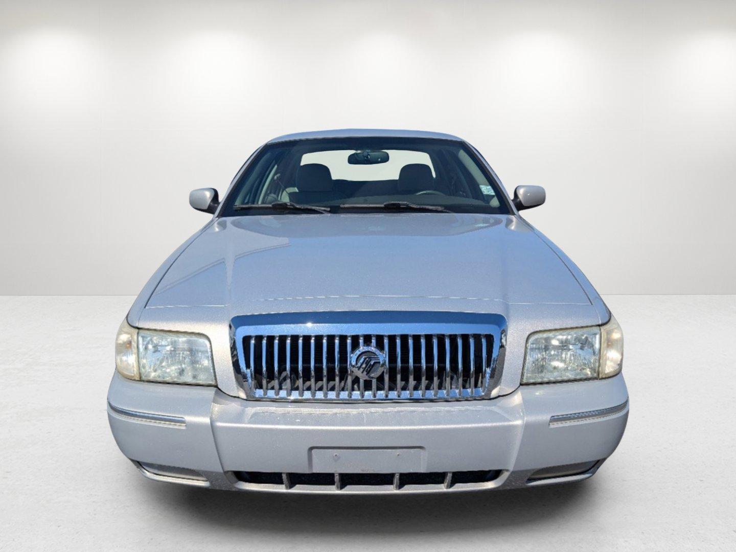 2010 Mercury Grand Marquis LS (2MEBM7FV0AX) with an Gas/Ethanol V8 4.6L/281 engine, 4-Speed Automatic w/OD transmission, located at 3959 U.S. 80 W, Phenix City, AL, 36870, (334) 297-4885, 32.469296, -85.135185 - 2010 Mercury Grand Marquis LS - Photo#1