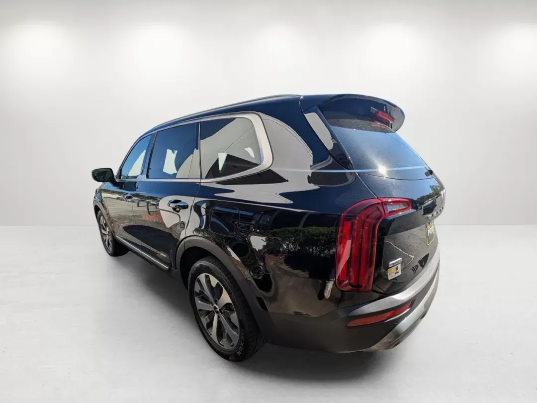 2022 /Black Kia Telluride S (5XYP6DHC6NG) with an Regular Unleaded V-6 3.8 L/231 engine, 8-Speed Automatic w/OD transmission, located at 5115 14th Ave., Columbus, GA, 31904, (706) 323-0345, 32.511494, -84.971046 - 2022 Kia Telluride S - Photo#7