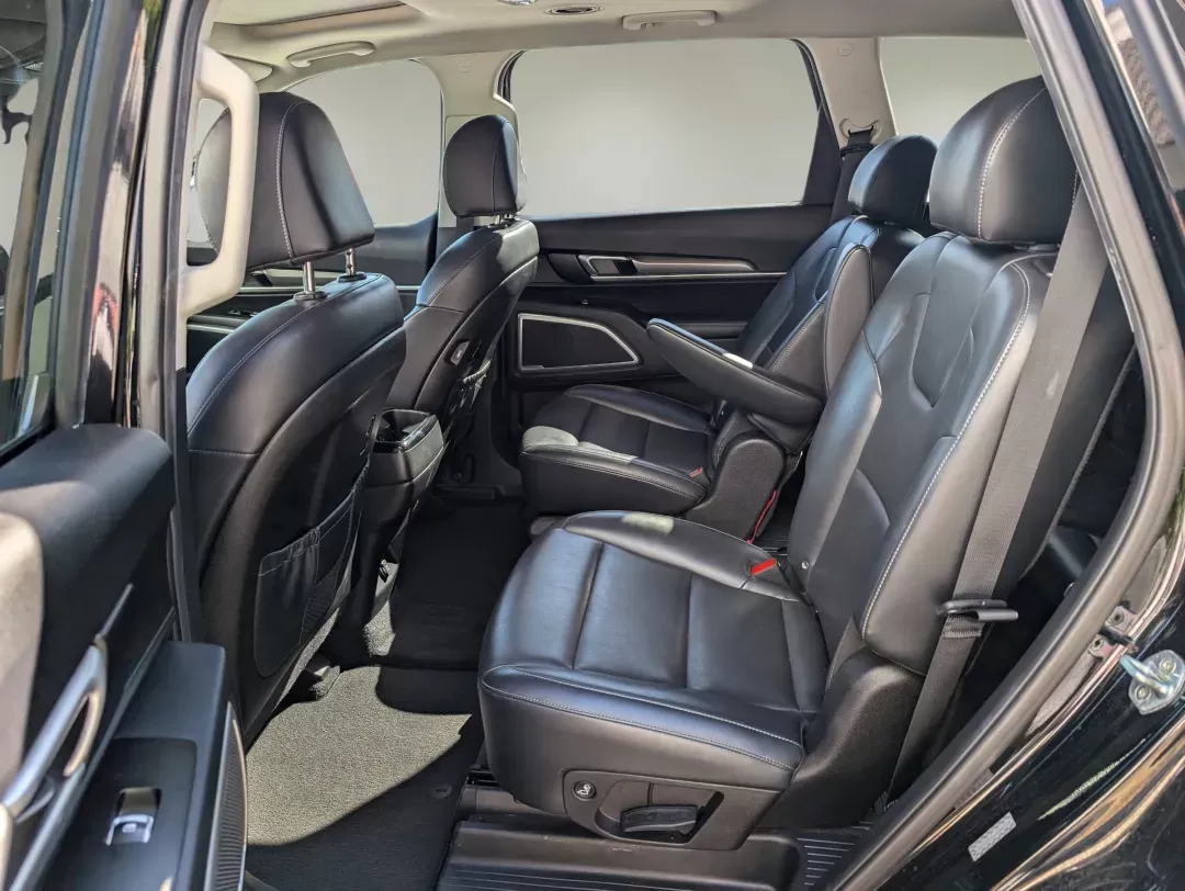 2022 /Black Kia Telluride S (5XYP6DHC6NG) with an Regular Unleaded V-6 3.8 L/231 engine, 8-Speed Automatic w/OD transmission, located at 5115 14th Ave., Columbus, GA, 31904, (706) 323-0345, 32.511494, -84.971046 - 2022 Kia Telluride S - Photo#11