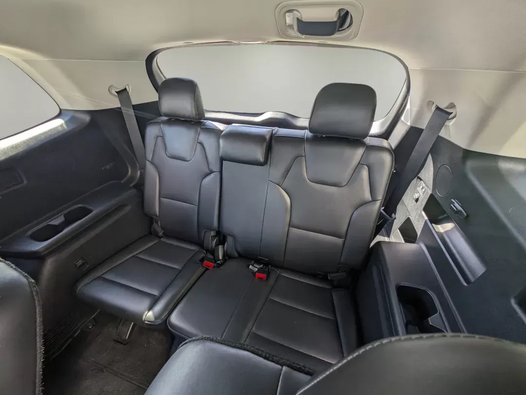 2022 /Black Kia Telluride S (5XYP6DHC6NG) with an Regular Unleaded V-6 3.8 L/231 engine, 8-Speed Automatic w/OD transmission, located at 5115 14th Ave., Columbus, GA, 31904, (706) 323-0345, 32.511494, -84.971046 - 2022 Kia Telluride S - Photo#12