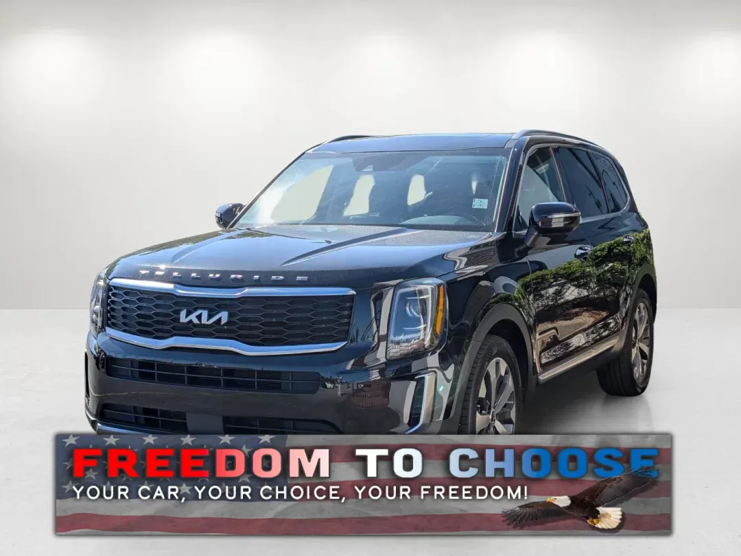 2022 /Black Kia Telluride S (5XYP6DHC6NG) with an Regular Unleaded V-6 3.8 L/231 engine, 8-Speed Automatic w/OD transmission, located at 5115 14th Ave., Columbus, GA, 31904, (706) 323-0345, 32.511494, -84.971046 - **Explore New Adventures with the 2022 Kia Telluride from Gils Auto - Your Buy Here Pay Here Solution!**<br /> <br /> Are you searching for the perfect family SUV that can handle everything life throws your way? Look no further than the 2022 Kia Telluride at Gils Auto in Phenix City, AL. With its sp - Photo#0