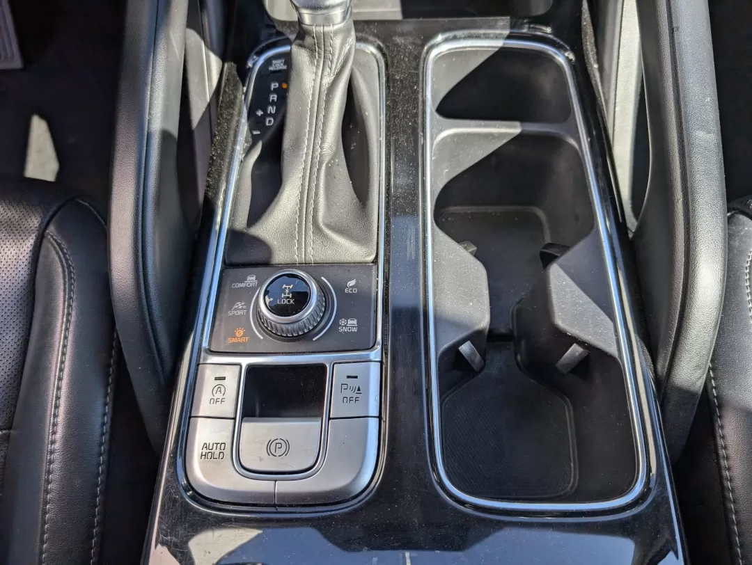2022 /Black Kia Telluride S (5XYP6DHC6NG) with an Other engine, located at 7000 Northlake Connector, Columbus, GA, 31904, (706) 987-8085, 32.524975, -84.978134 - **Discover Family Adventures with the 2022 Kia Telluride at Gils Auto - Columbus!**<br /> <br /> Are you ready to take your family adventures to the next level? The 2022 Kia Telluride brings comfort, style, and top-notch technology, making it the perfect family SUV for your journeys around Columbus, - Photo#13