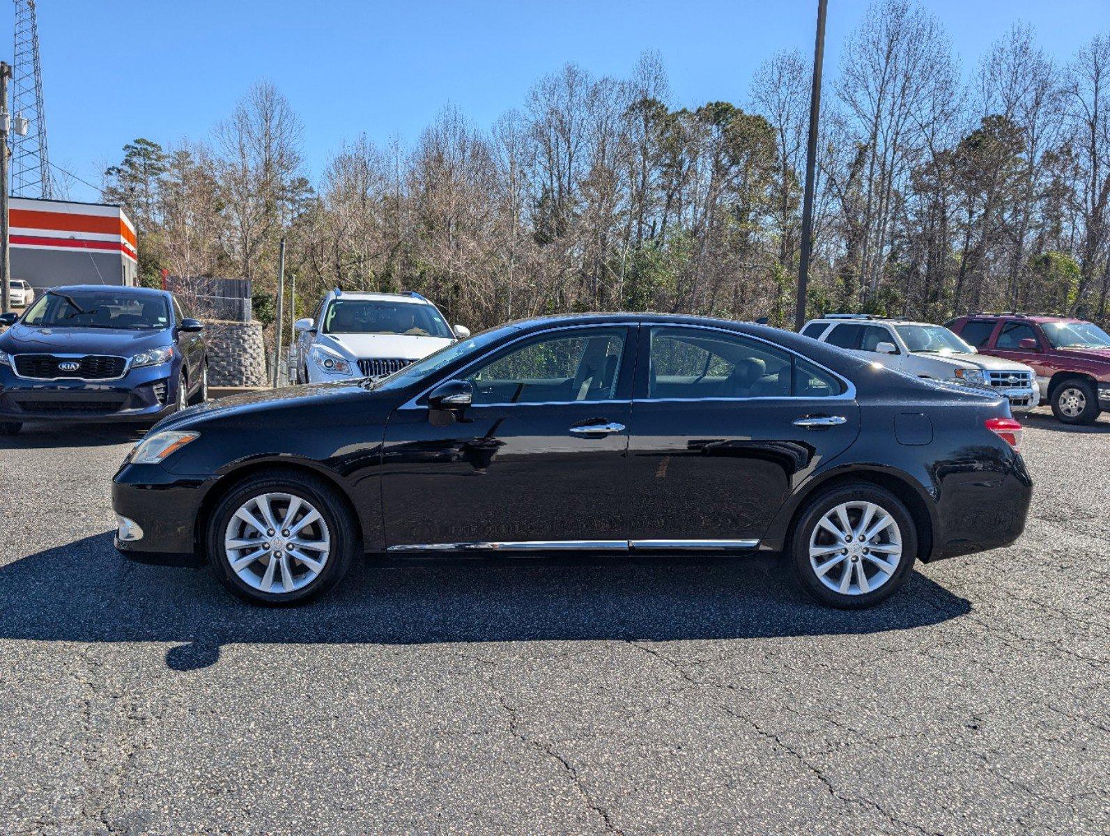 2012 Lexus ES 350 (JTHBK1EG2C2) with an Gas V6 3.5L/210 engine, 6-Speed Automatic transmission, located at 5115 14th Ave., Columbus, GA, 31904, (706) 323-0345, 32.511494, -84.971046 - 2012 Lexus ES 350 - Photo#5