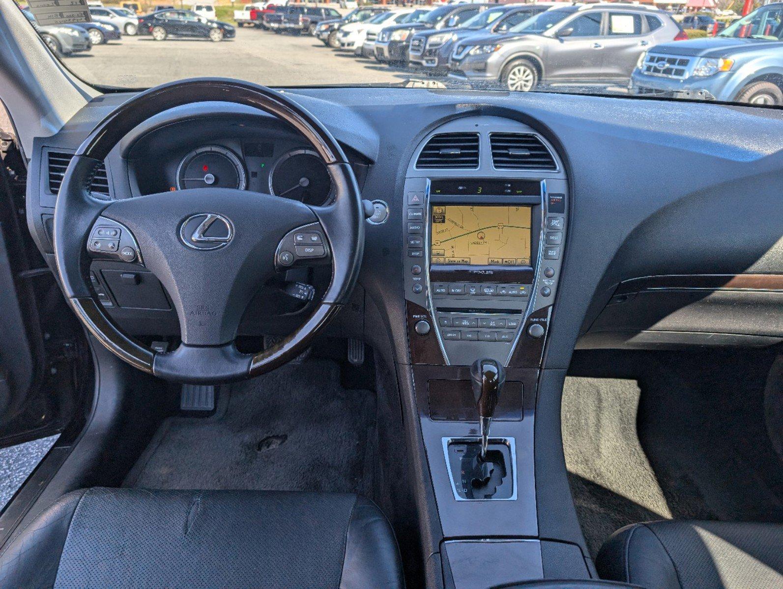 2012 Lexus ES 350 (JTHBK1EG2C2) with an Gas V6 3.5L/210 engine, 6-Speed Automatic transmission, located at 5115 14th Ave., Columbus, GA, 31904, (706) 323-0345, 32.511494, -84.971046 - 2012 Lexus ES 350 - Photo#9