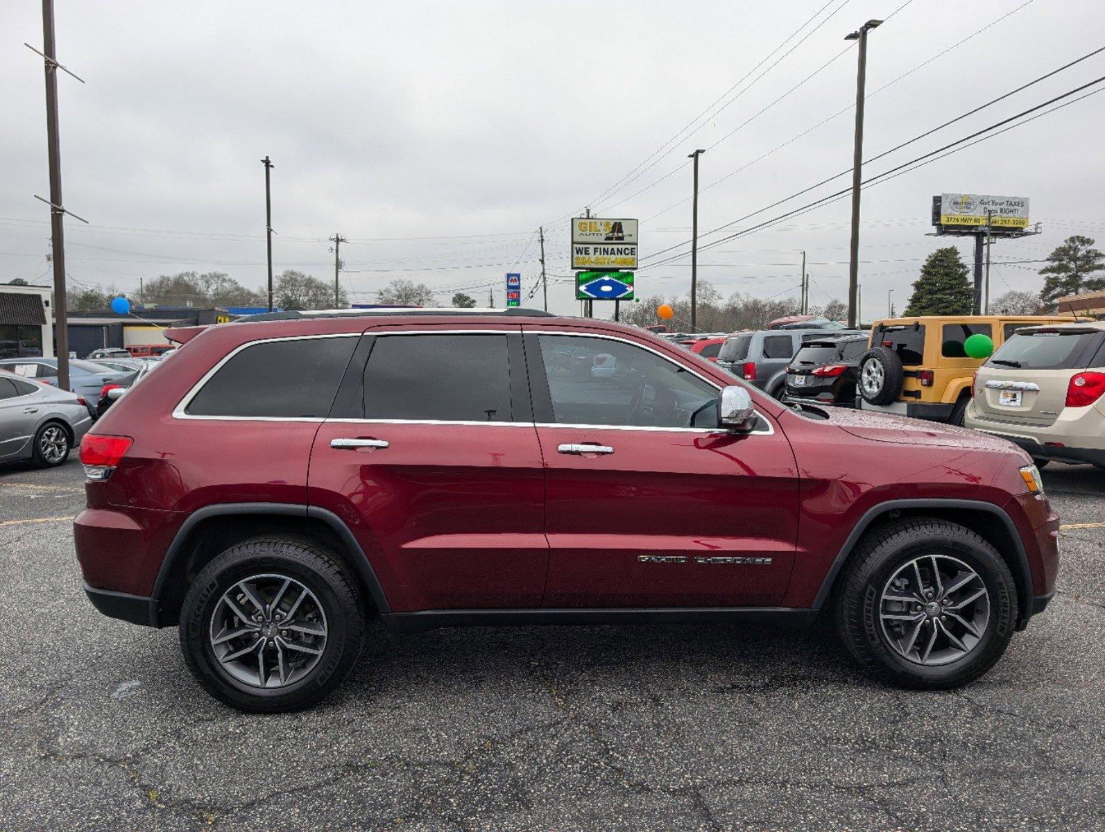 2018 /Lt Frost Beige/Black Jeep Grand Cherokee Limited (1C4RJEBG7JC) with an Regular Unleaded V-6 3.6 L/220 engine, 8-Speed Automatic w/OD transmission, located at 7000 Northlake Connector, Columbus, GA, 31904, (706) 987-8085, 32.524975, -84.978134 - 2018 Jeep Grand Cherokee Limited - Photo#3