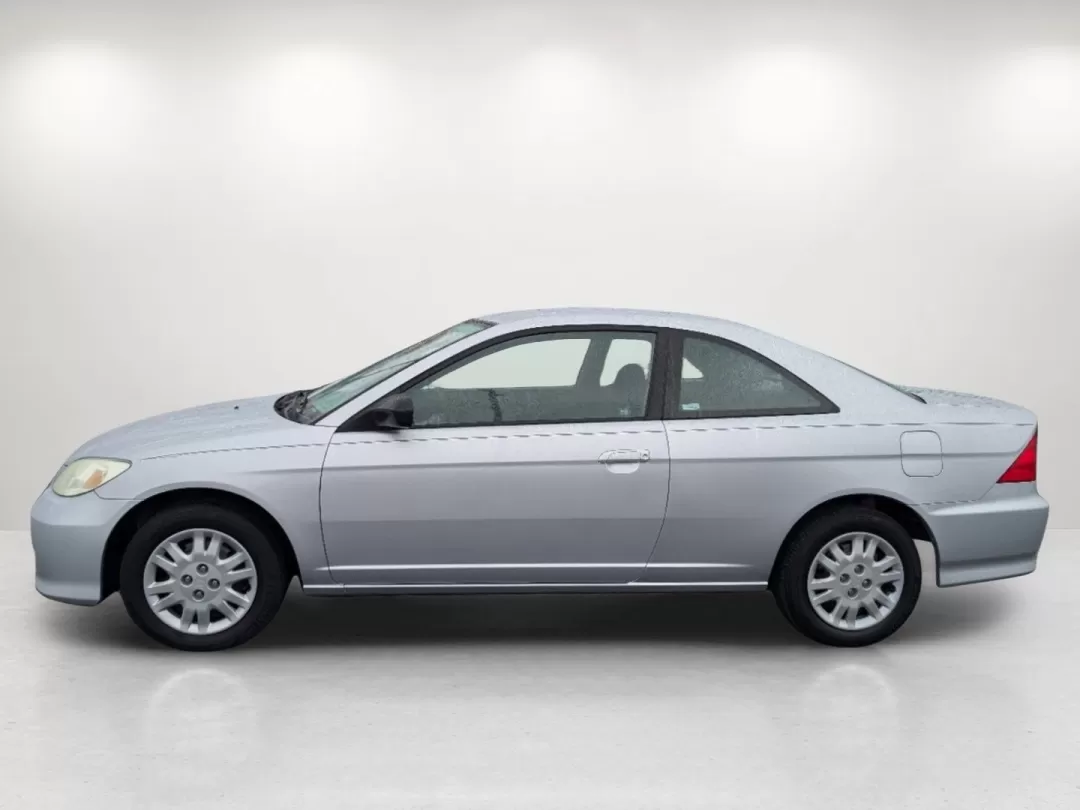 2005 Honda Civic Cpe LX (1HGEM22595L) with an Other engine, located at 5115 14th Ave., Columbus, GA, 31904, (706) 323-0345, 32.511494, -84.971046 - **Elevate Your Daily Commute with the 2005 Honda Civic Cpe LX!**<br /> <br /> Are you looking for a reliable vehicle that perfectly balances style, efficiency, and affordability? The 2005 Honda Civic Cpe LX is a fantastic choice for budget-conscious buyers and anyone in need of dependable transporta - Photo#7