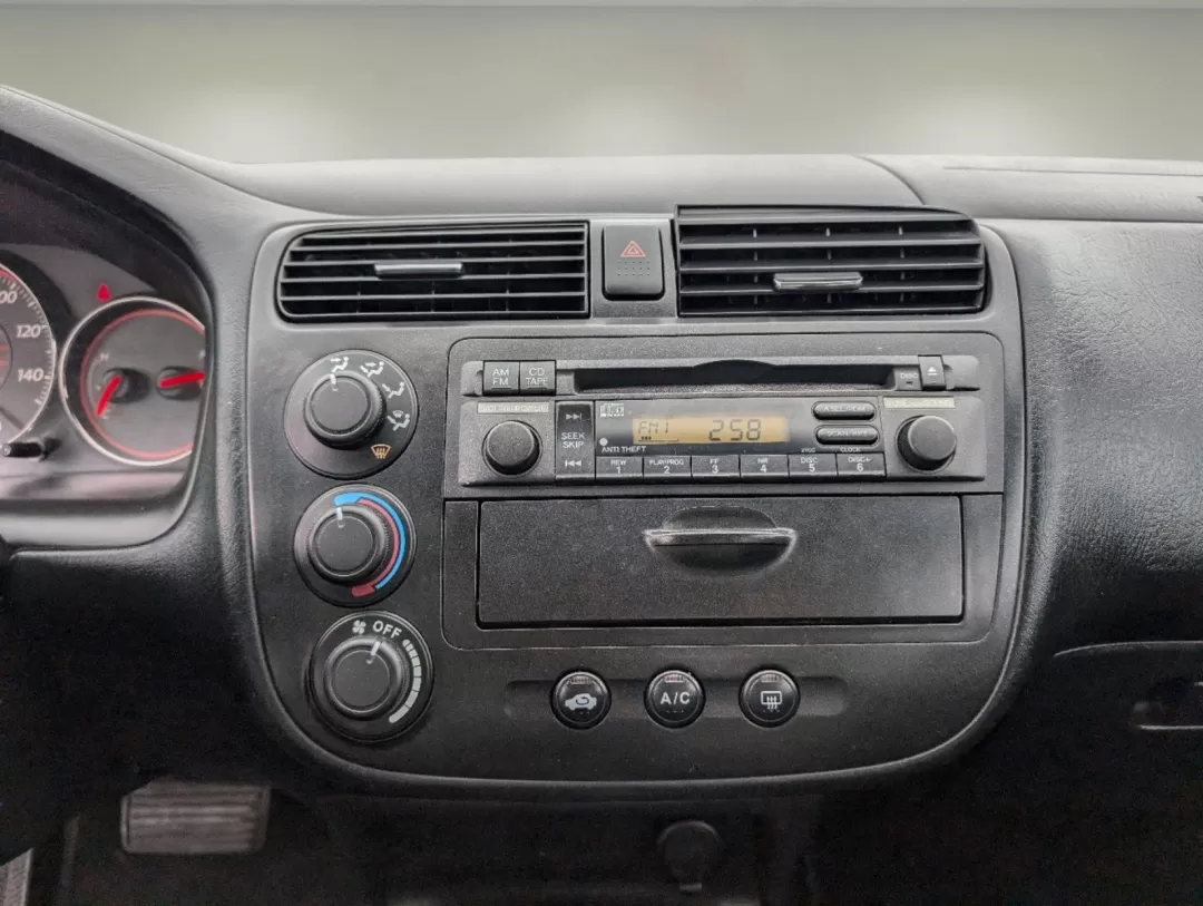 2005 Honda Civic Cpe LX (1HGEM22595L) with an Other engine, located at 3959 U.S. 80 W, Phenix City, AL, 36870, (334) 297-4885, 32.469296, -85.135185 - 2005 Honda Civic Cpe LX - Photo#14