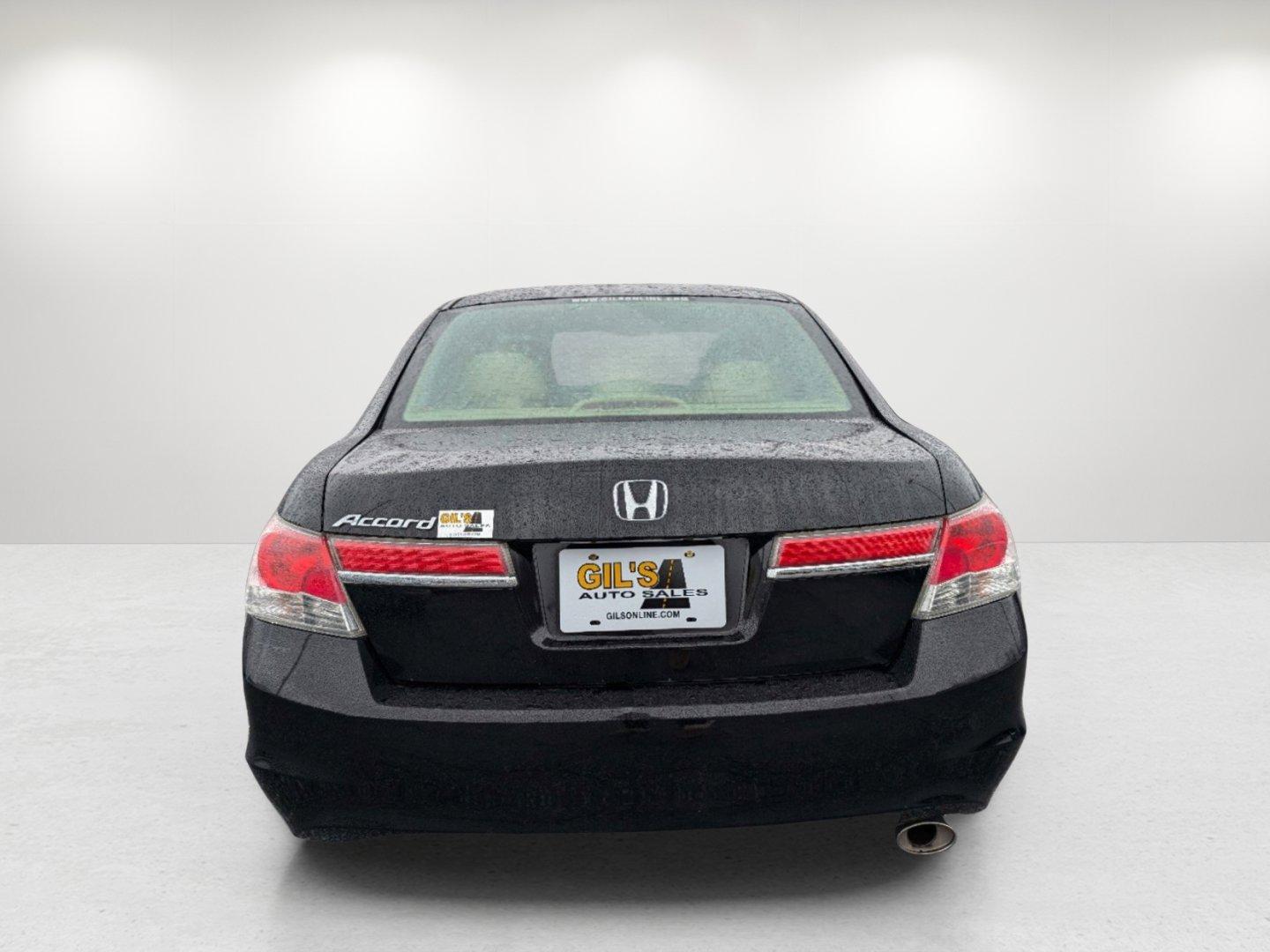 2012 Honda Accord Sdn LX Premium (1HGCP2F42CA) with an Gas I4 2.4L/144 engine, 5-Speed Automatic transmission, located at 521 Old Farm Lane Rd, Prattville, AL, 36066, (334) 325-1505, 32.482460, -86.416367 - 2012 Honda Accord Sdn LX Premium - Photo#5