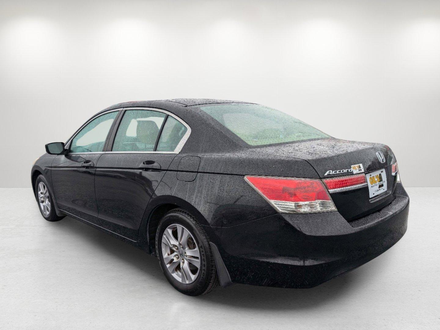 2012 Honda Accord Sdn LX Premium (1HGCP2F42CA) with an Gas I4 2.4L/144 engine, 5-Speed Automatic transmission, located at 521 Old Farm Lane Rd, Prattville, AL, 36066, (334) 325-1505, 32.482460, -86.416367 - 2012 Honda Accord Sdn LX Premium - Photo#6