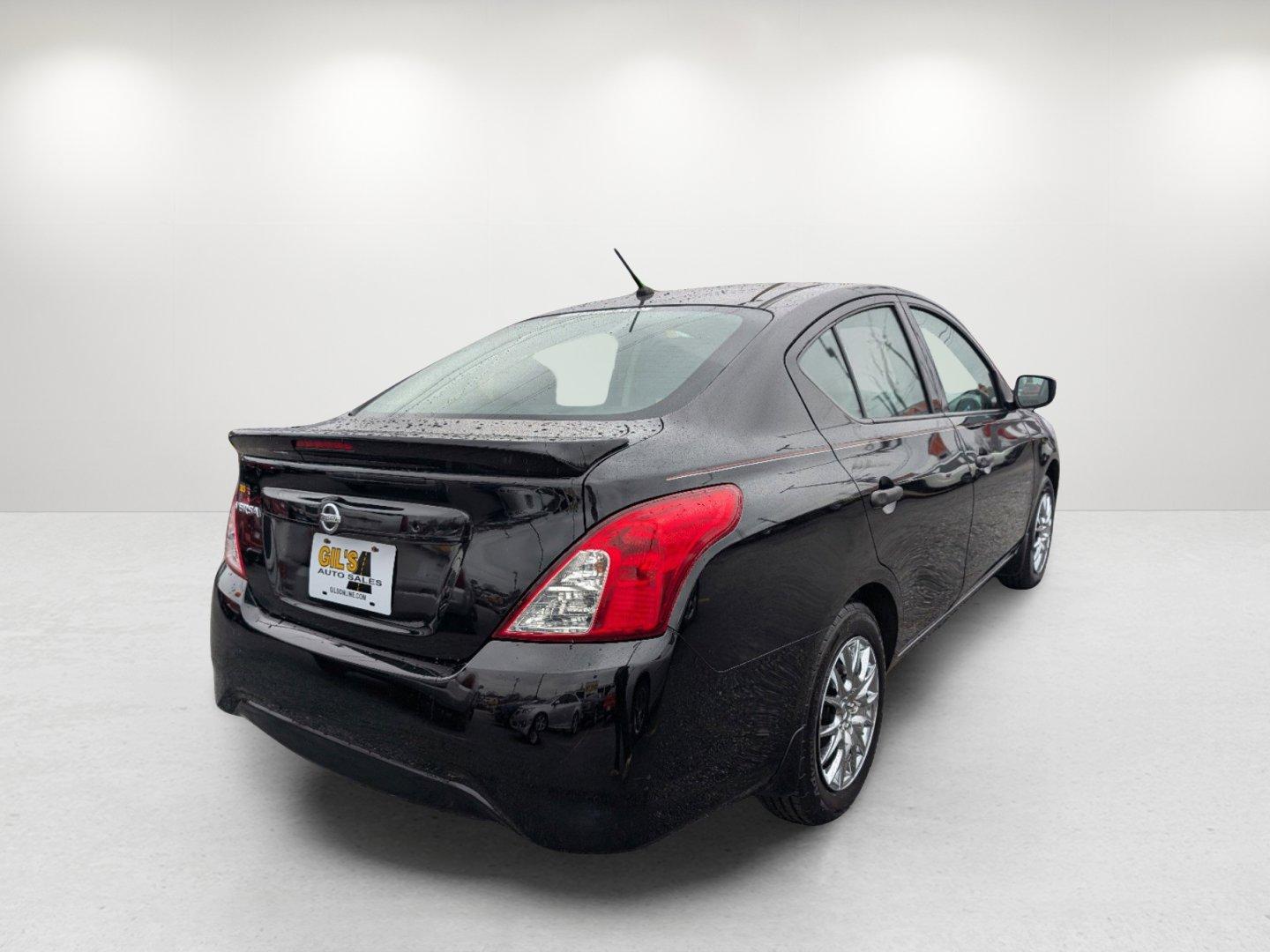 2018 /Charcoal Nissan Versa Sedan S Plus (3N1CN7AP7JL) with an Regular Unleaded I-4 1.6 L/98 engine, 1-Speed CVT w/OD transmission, located at 7000 Northlake Connector, Columbus, GA, 31904, (706) 987-8085, 32.524975, -84.978134 - 2018 Nissan Versa Sedan S Plus - Photo#4