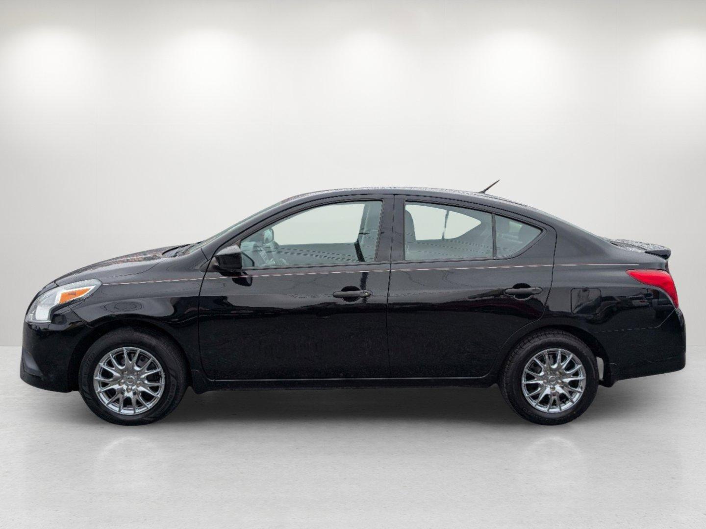 2018 /Charcoal Nissan Versa Sedan S Plus (3N1CN7AP7JL) with an Regular Unleaded I-4 1.6 L/98 engine, 1-Speed CVT w/OD transmission, located at 7000 Northlake Connector, Columbus, GA, 31904, (706) 987-8085, 32.524975, -84.978134 - 2018 Nissan Versa Sedan S Plus - Photo#7