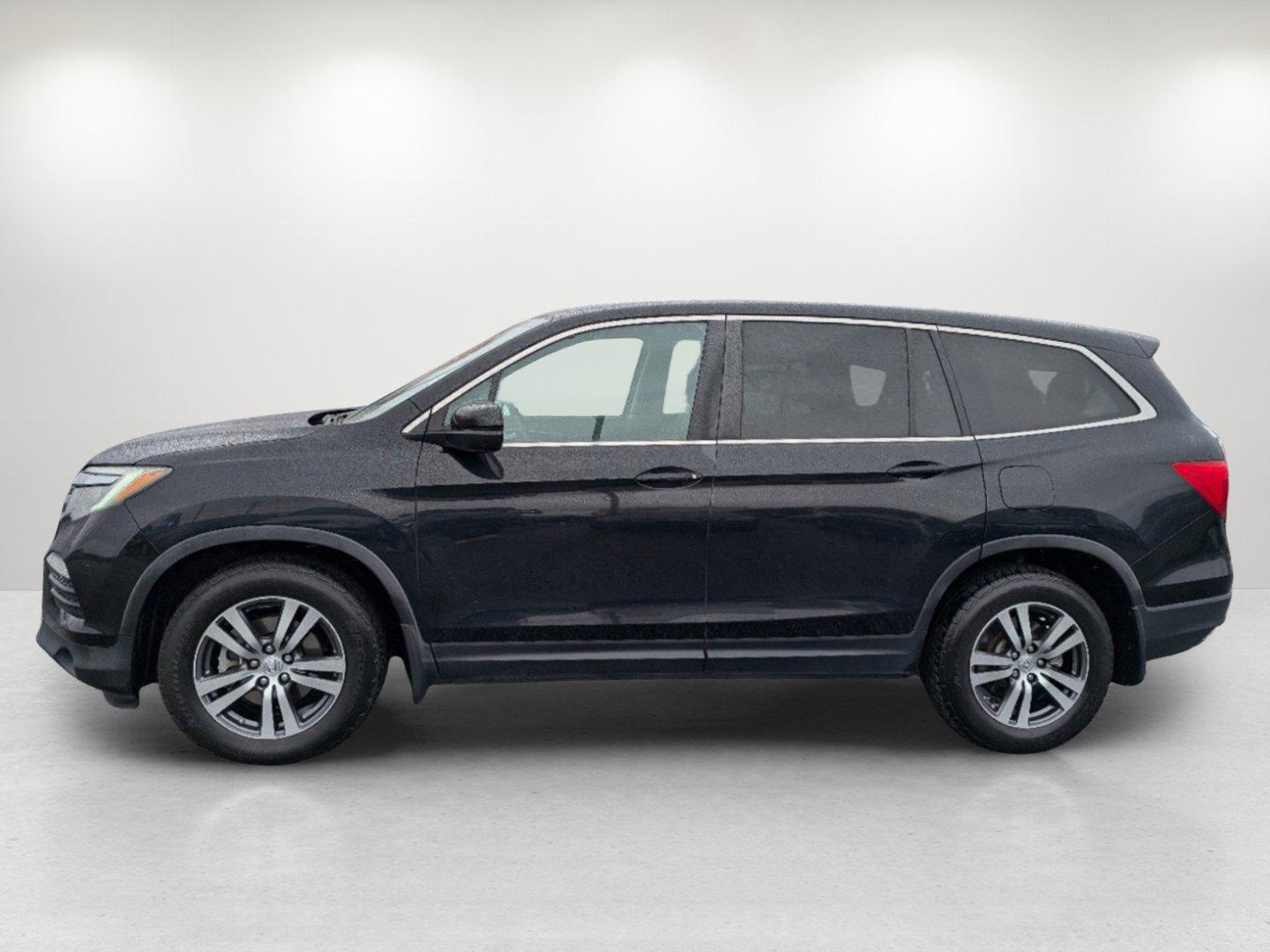 2016 Honda Pilot EX-L (5FNYF5H50GB) with an Regular Unleaded V-6 3.5 L/212 engine, 6-Speed Automatic w/OD transmission, located at 804 22nd Ave, Phenix City, AL, 36870, (334) 297-1860, 32.484749, -85.024475 - 2016 Honda Pilot EX-L - Photo#7