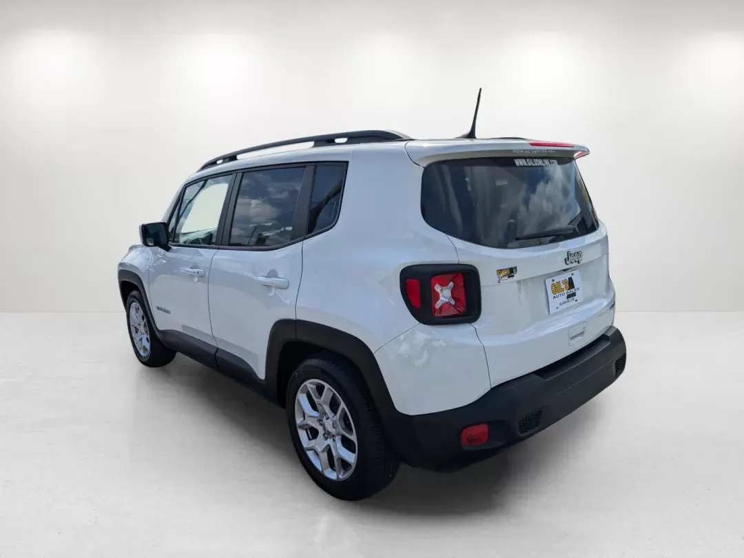 2018 /Black Jeep Renegade Latitude (ZACCJABB9JP) with an Regular Unleaded I-4 2.4 L/144 engine, 9-Speed Automatic w/OD transmission, located at 7000 Northlake Connector, Columbus, GA, 31904, (706) 987-8085, 32.524975, -84.978134 - 2018 Jeep Renegade Latitude - Photo#6