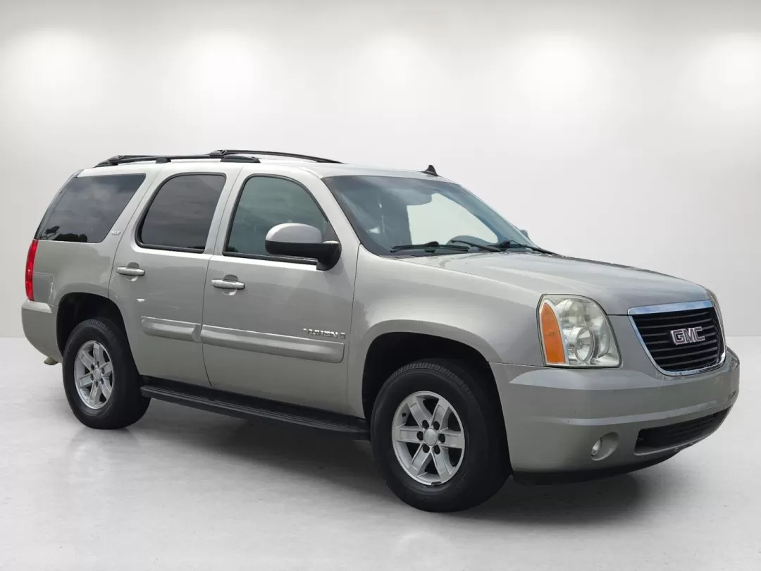 2009 /Ebony GMC Yukon SLT w/4SA (1GKFC33J39R) with an Other engine, located at 5115 14th Ave., Columbus, GA, 31904, (706) 323-0345, 32.511494, -84.971046 - **Explore Your Next Adventure in this 2009 GMC Yukon SLT Perfect for Family Road Trips and Weekend Getaways!**<br /> <br /> Are you ready to upgrade your lifestyle with a vehicle that embodies both comfort and capability? Look no further than this stunning 2009 GMC Yukon SLT, available now at Gils - Photo#3