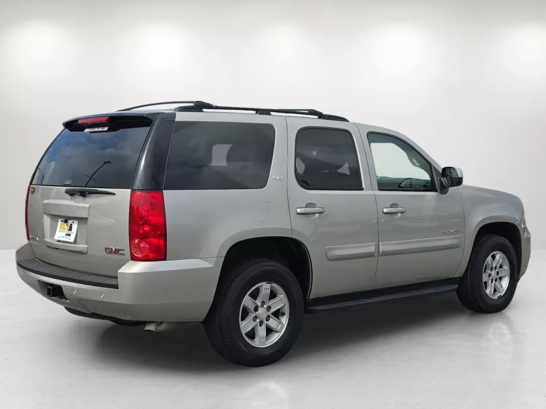 2009 /Ebony GMC Yukon SLT w/4SA (1GKFC33J39R) with an Other engine, located at 5115 14th Ave., Columbus, GA, 31904, (706) 323-0345, 32.511494, -84.971046 - **Explore Your Next Adventure in this 2009 GMC Yukon SLT Perfect for Family Road Trips and Weekend Getaways!**<br /> <br /> Are you ready to upgrade your lifestyle with a vehicle that embodies both comfort and capability? Look no further than this stunning 2009 GMC Yukon SLT, available now at Gils - Photo#5