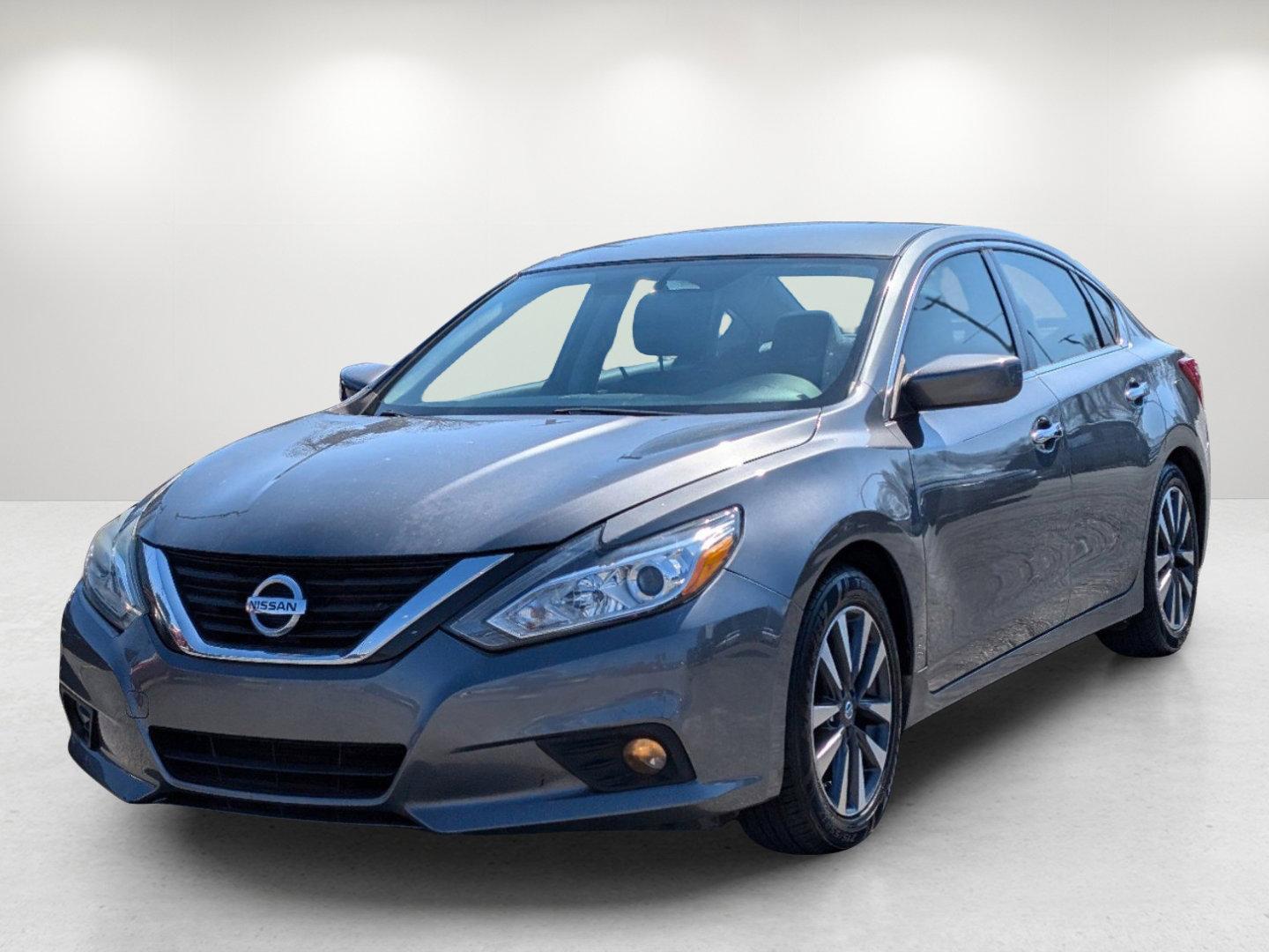 2017 /Charcoal Nissan Altima 2.5 SV (1N4AL3AP1HC) with an Regular Unleaded I-4 2.5 L/152 engine, 1-Speed CVT w/OD transmission, located at 3959 U.S. 80 W, Phenix City, AL, 36870, (334) 297-4885, 32.469296, -85.135185 - 2017 Nissan Altima 2.5 SV - Photo#0