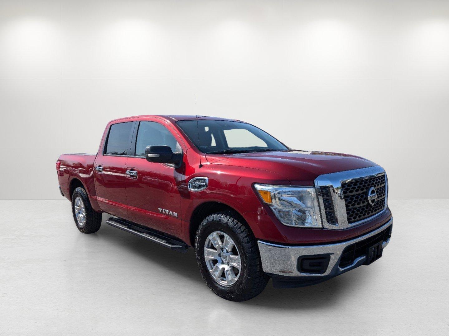 2017 /Black Nissan Titan SV (1N6AA1EJ9HN) with an Regular Unleaded V-8 5.6 L/339 engine, 7-Speed Automatic w/OD transmission, located at 1430 Gateway Drive, Opelika, AL, 36801, (334) 239-0944, 32.637871, -85.409790 - 2017 Nissan Titan SV - Photo#2