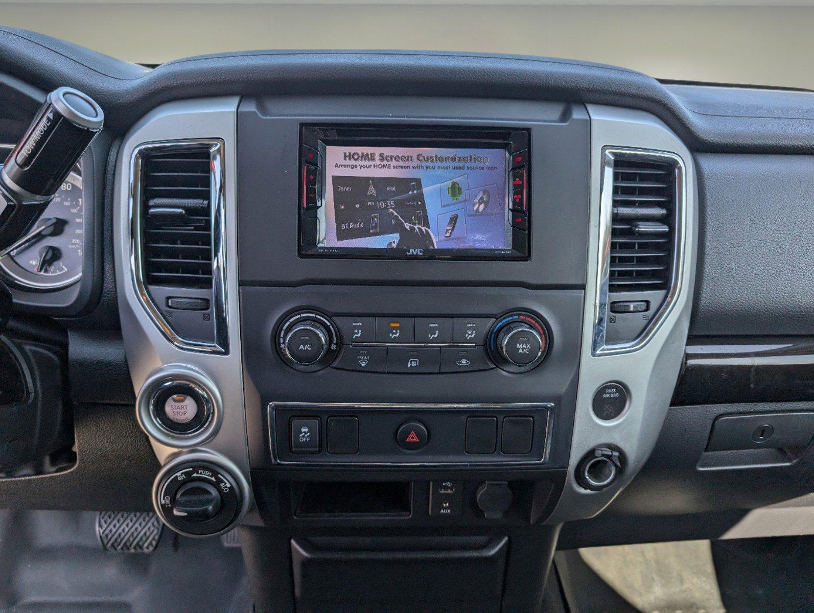 2017 /Black Nissan Titan SV (1N6AA1EJ9HN) with an Regular Unleaded V-8 5.6 L/339 engine, 7-Speed Automatic w/OD transmission, located at 1430 Gateway Drive, Opelika, AL, 36801, (334) 239-0944, 32.637871, -85.409790 - 2017 Nissan Titan SV - Photo#14