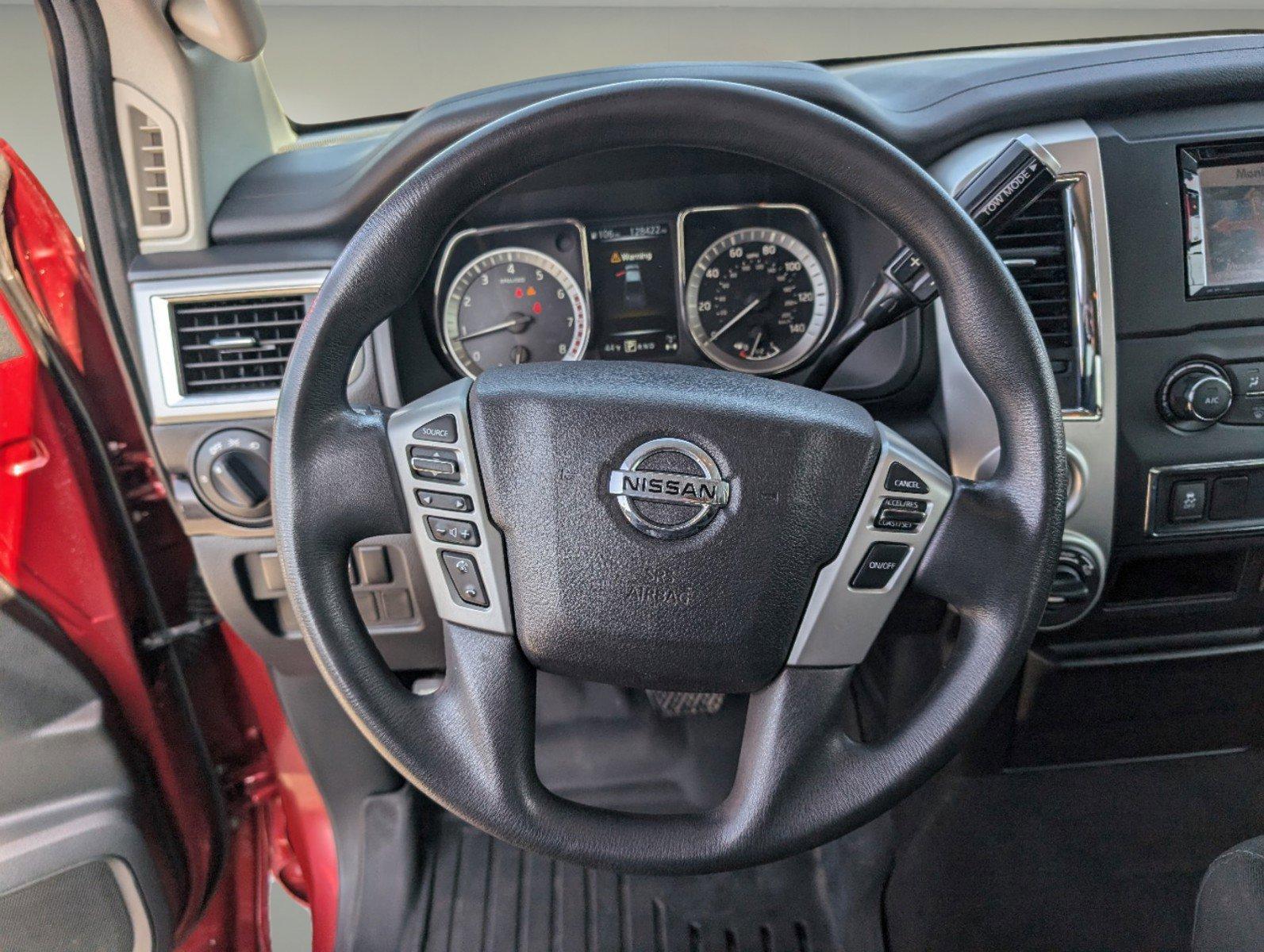 2017 /Black Nissan Titan SV (1N6AA1EJ9HN) with an Regular Unleaded V-8 5.6 L/339 engine, 7-Speed Automatic w/OD transmission, located at 1430 Gateway Drive, Opelika, AL, 36801, (334) 239-0944, 32.637871, -85.409790 - 2017 Nissan Titan SV - Photo#15