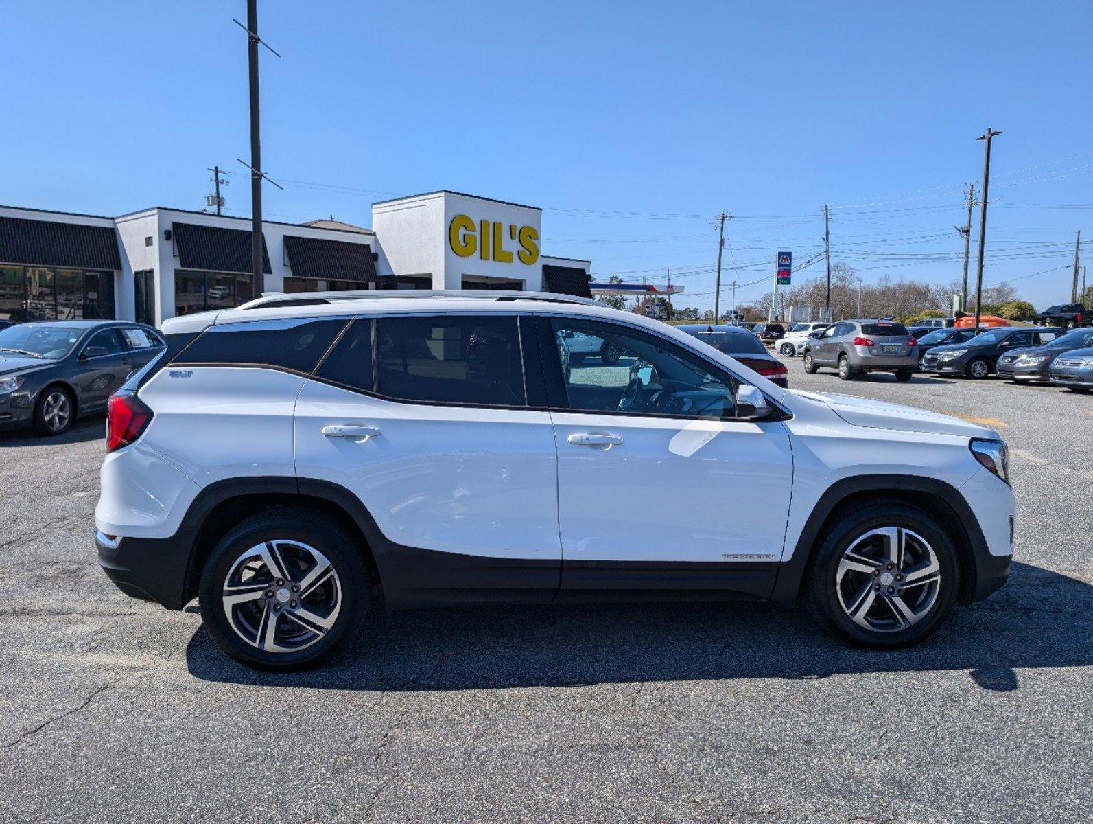 2020 /Jet Black GMC Terrain SLT (3GKALPEVXLL) with an Turbocharged Gas/E15 I4 1.5L/92 engine, 9-Speed Automatic transmission, located at 3959 U.S. 80 W, Phenix City, AL, 36870, (334) 297-4885, 32.469296, -85.135185 - 2020 GMC Terrain SLT - Photo#3