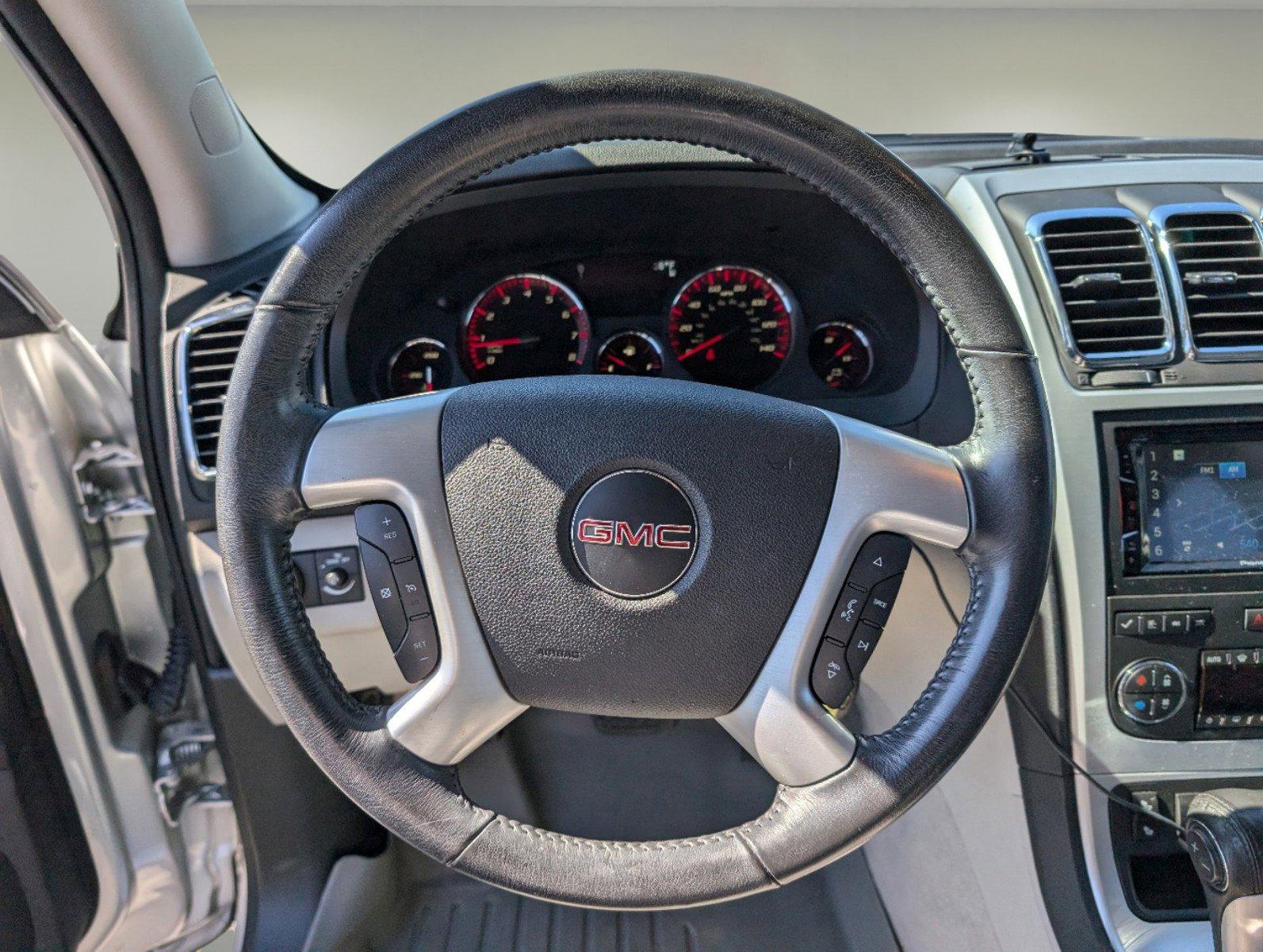 2012 /Light Titanium GMC Acadia SLT1 (1GKKRRED1CJ) with an Gas V6 3.6L/220 engine, 6-Speed Automatic transmission, located at 3959 U.S. 80 W, Phenix City, AL, 36870, (334) 297-4885, 32.469296, -85.135185 - 2012 GMC Acadia SLT1 - Photo#15