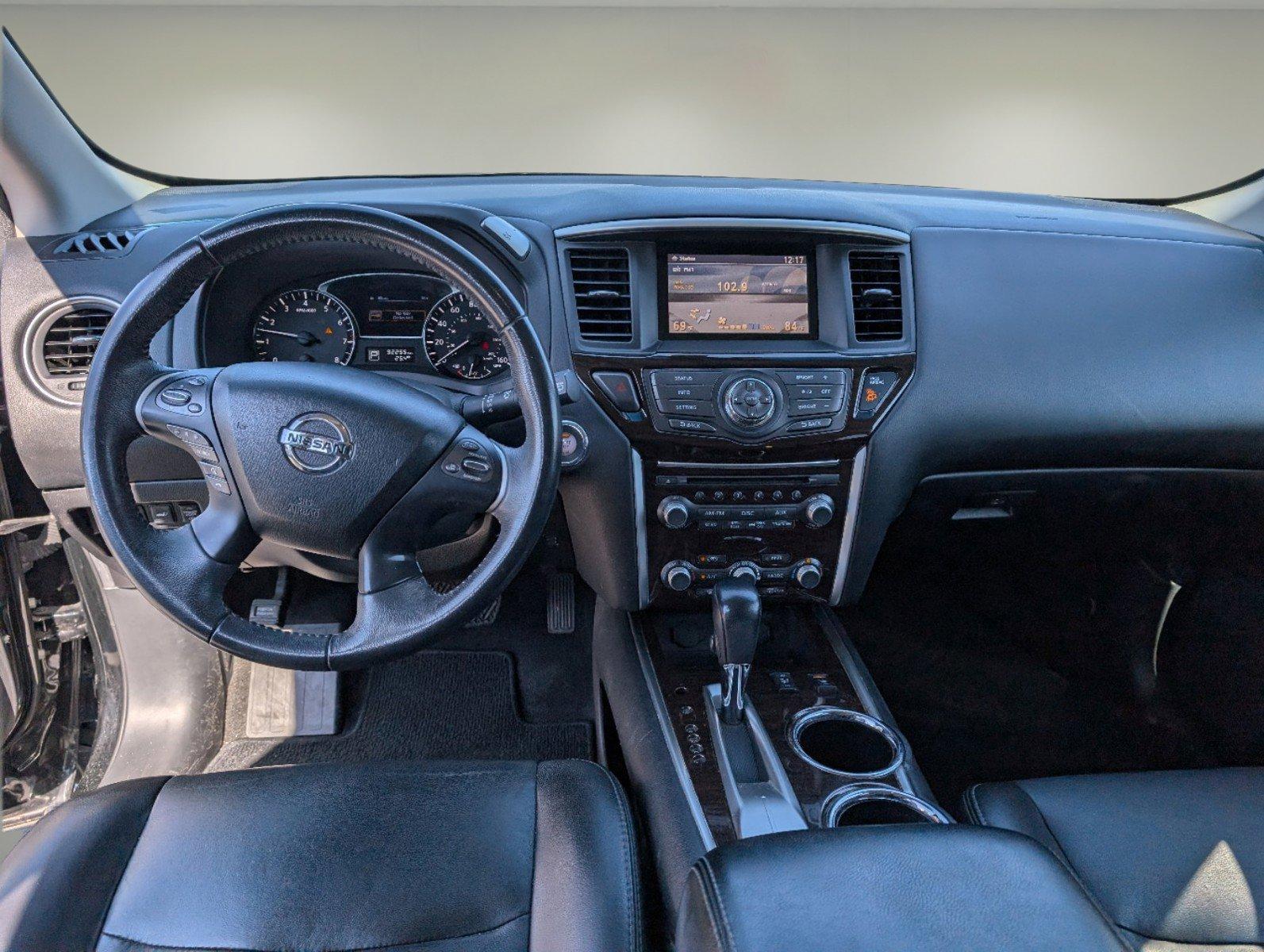 2014 /Charcoal Nissan Pathfinder SL (5N1AR2MN5EC) with an Regular Unleaded V-6 3.5 L/213 engine, 1-Speed CVT w/OD transmission, located at 3959 U.S. 80 W, Phenix City, AL, 36870, (334) 297-4885, 32.469296, -85.135185 - 2014 Nissan Pathfinder SL - Photo#11