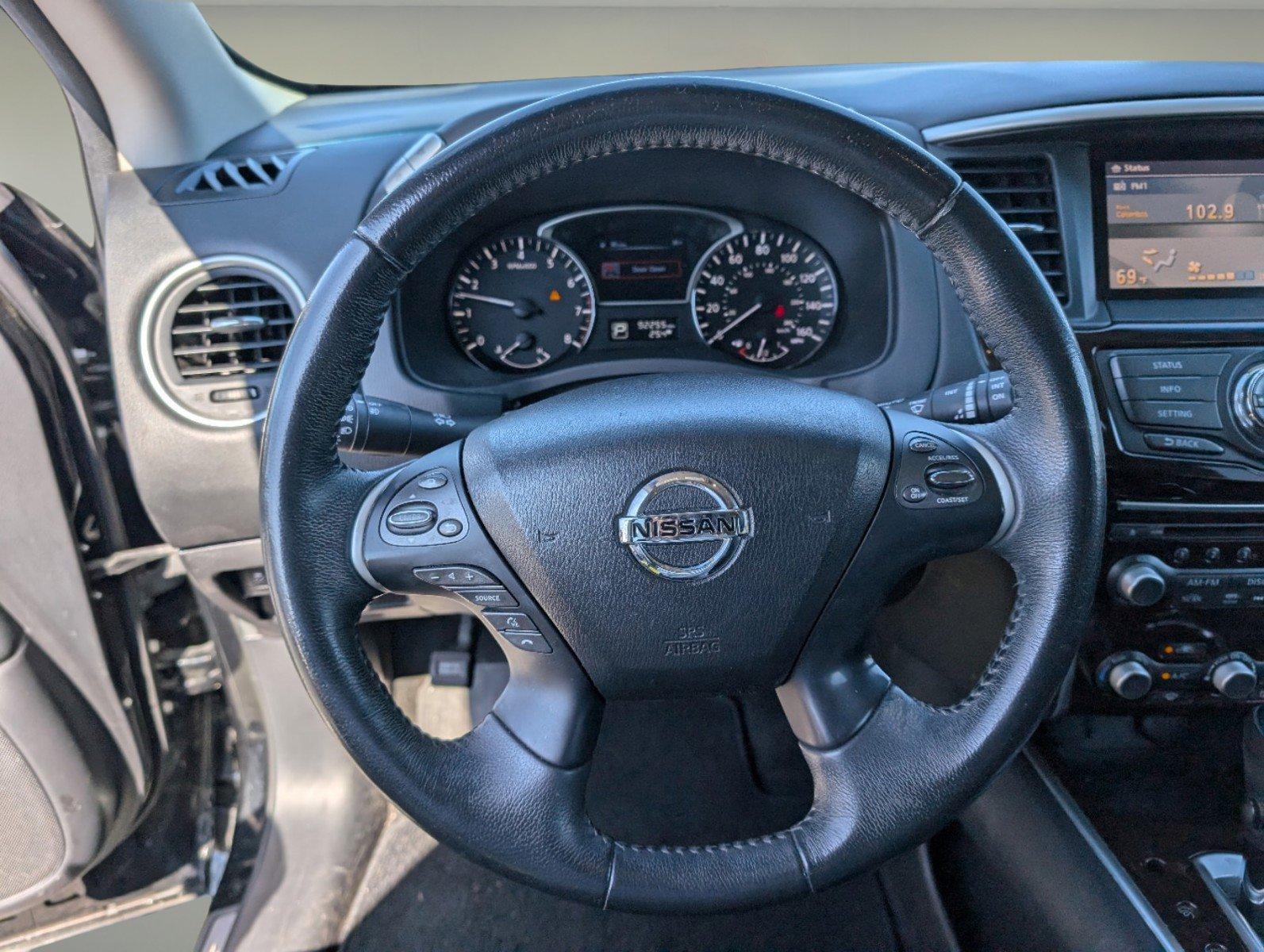 2014 /Charcoal Nissan Pathfinder SL (5N1AR2MN5EC) with an Regular Unleaded V-6 3.5 L/213 engine, 1-Speed CVT w/OD transmission, located at 3959 U.S. 80 W, Phenix City, AL, 36870, (334) 297-4885, 32.469296, -85.135185 - 2014 Nissan Pathfinder SL - Photo#14