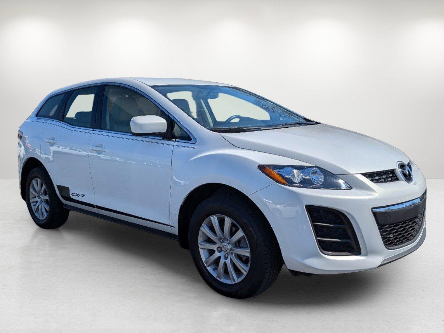 2010 /Sand Mazda CX-7 SV (JM3ER2W57A0) with an Gas I4 2.5L/151 engine, 5-Speed Automatic w/OD transmission, located at 3959 U.S. 80 W, Phenix City, AL, 36870, (334) 297-4885, 32.469296, -85.135185 - 2010 Mazda CX-7 SV - Photo#1