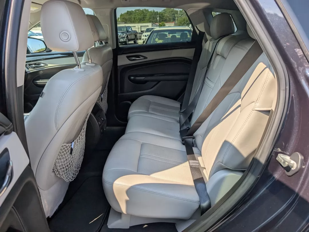 2014 /Light Titanium w/Ebony accents Cadillac SRX Luxury Collection (3GYFNBE30ES) with an Other engine, located at 3959 U.S. 80 W, Phenix City, AL, 36870, (334) 297-4885, 32.469296, -85.135185 - **Elevate Your Lifestyle with the 2014 Cadillac SRX Luxury Collection at Gils Auto** <br /> <br /> Are you ready to experience the perfect blend of luxury and functionality? Whether you're a growing family in need of a spacious SUV, a daily commuter seeking comfort, or someone who loves weekend get - Photo#10