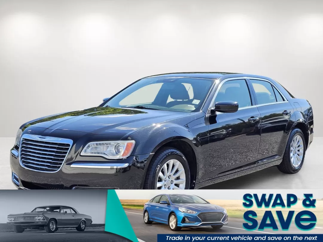 2011 /Black Interior Chrysler 300 (2C3CA4CGXBH) with an Other engine, located at 3959 U.S. 80 W, Phenix City, AL, 36870, (334) 297-4885, 32.469296, -85.135185 - 2011 Chrysler 300 - Photo#0