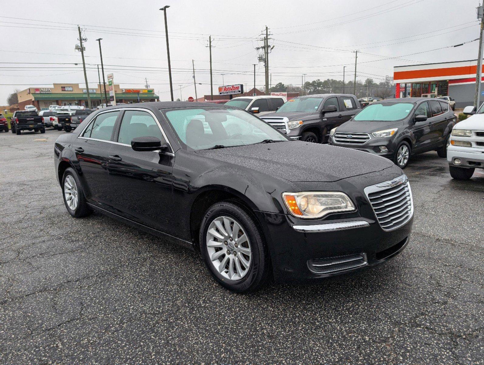 2011 /Black Interior Chrysler 300 (2C3CA4CGXBH) with an Gas/Ethanol V6 3.6L/220 engine, 5-Speed Automatic w/Manual Shift transmission, located at 804 22nd Ave, Phenix City, AL, 36870, (334) 297-1860, 32.484749, -85.024475 - 2011 Chrysler 300 - Photo#2