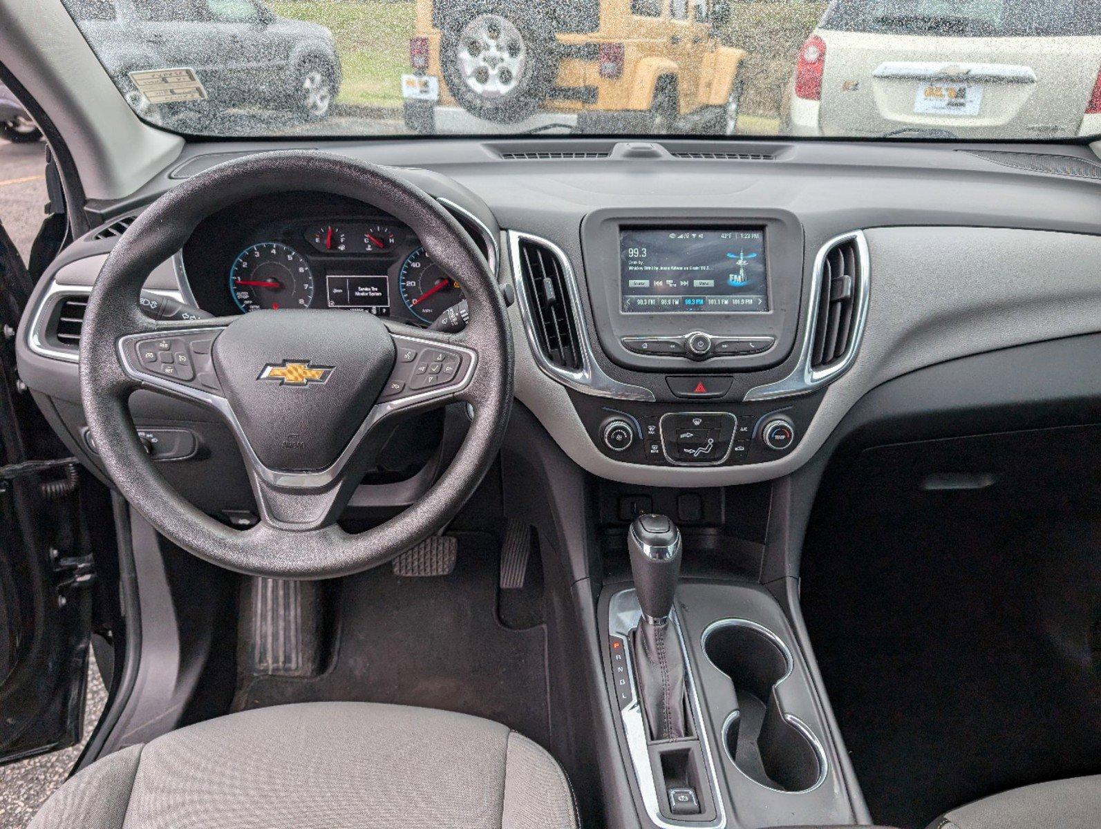 2018 /Medium Ash Gray Chevrolet Equinox LS (3GNAXHEV2JL) with an Turbocharged Gas I4 1.5L/ engine, 6-Speed Automatic transmission, located at 521 Old Farm Lane Rd, Prattville, AL, 36066, (334) 325-1505, 32.482460, -86.416367 - 2018 Chevrolet Equinox LS - Photo#11