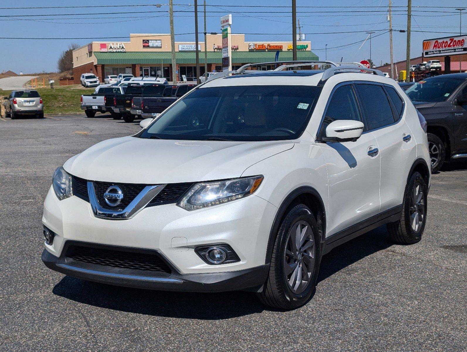 2016 /Almond Nissan Rogue SL (5N1AT2MT4GC) with an Regular Unleaded I-4 2.5 L/152 engine, 1-Speed CVT w/OD transmission, located at 5115 14th Ave., Columbus, GA, 31904, (706) 323-0345, 32.511494, -84.971046 - 2016 Nissan Rogue SL - Photo#0