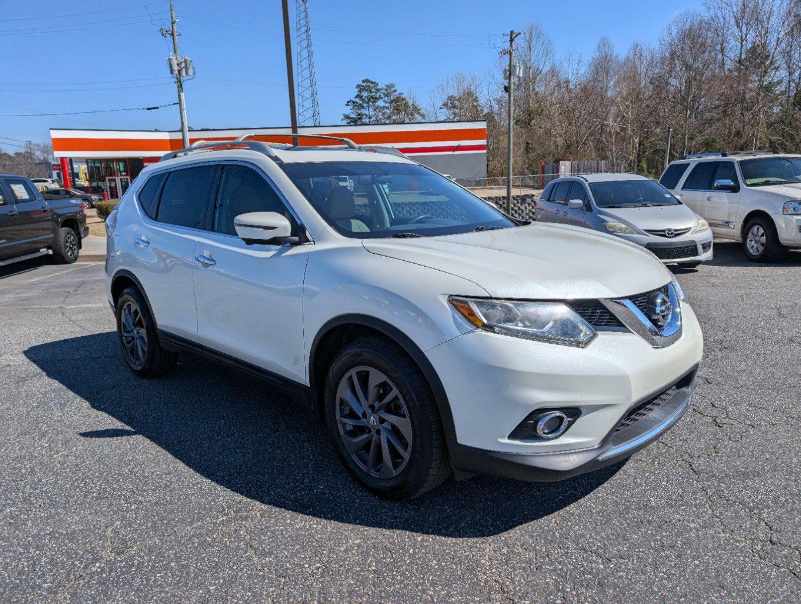 2016 /Almond Nissan Rogue SL (5N1AT2MT4GC) with an Regular Unleaded I-4 2.5 L/152 engine, 1-Speed CVT w/OD transmission, located at 5115 14th Ave., Columbus, GA, 31904, (706) 323-0345, 32.511494, -84.971046 - 2016 Nissan Rogue SL - Photo#2