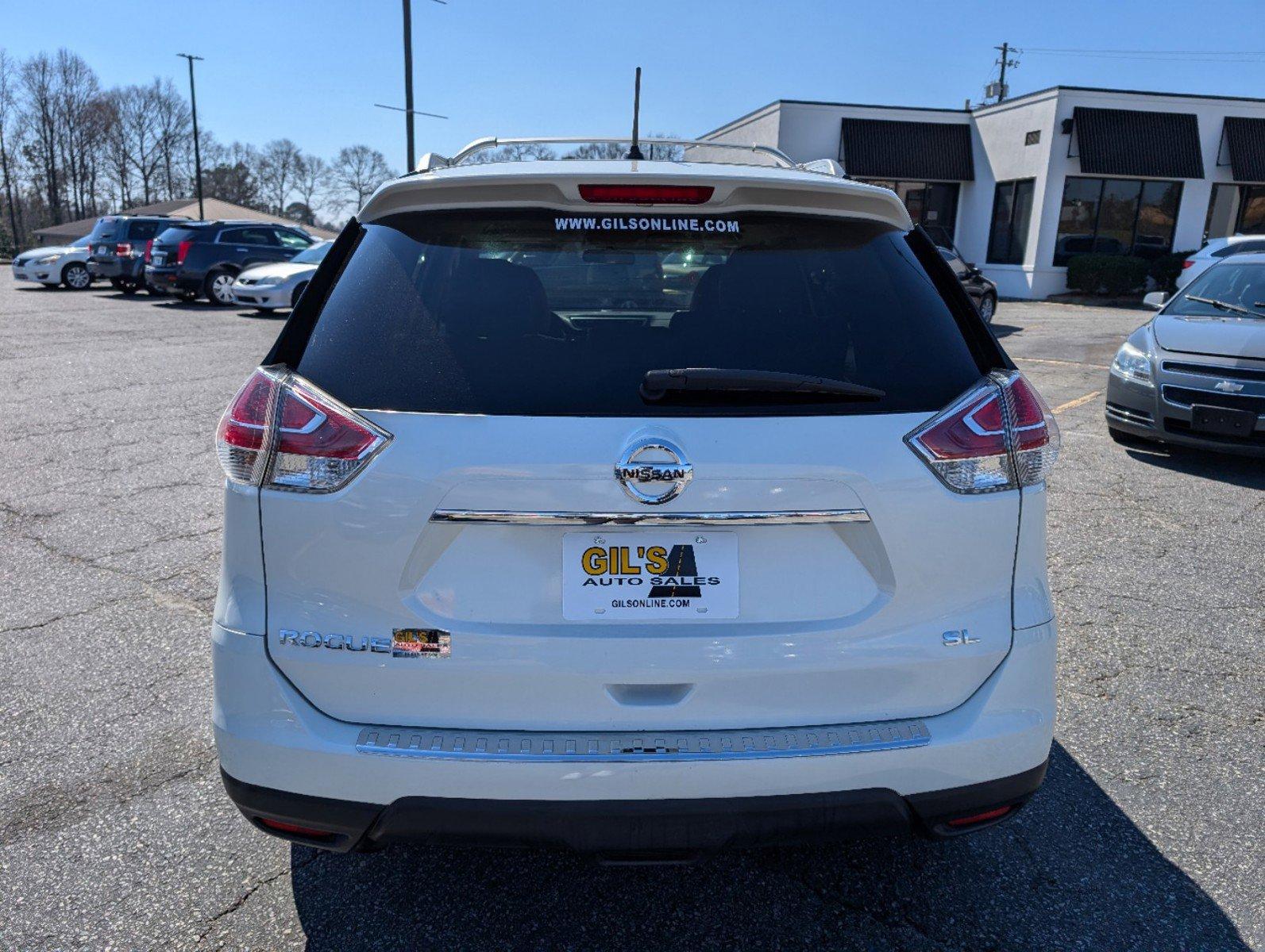 2016 /Almond Nissan Rogue SL (5N1AT2MT4GC) with an Regular Unleaded I-4 2.5 L/152 engine, 1-Speed CVT w/OD transmission, located at 5115 14th Ave., Columbus, GA, 31904, (706) 323-0345, 32.511494, -84.971046 - 2016 Nissan Rogue SL - Photo#5