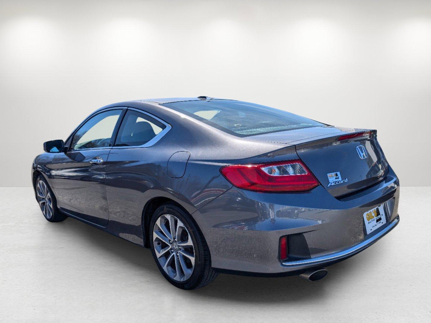 2014 Honda Accord Coupe EX-L (1HGCT2B8XEA) with an Regular Unleaded V-6 3.5 L/212 engine, 6-Speed Automatic w/OD transmission, located at 3959 U.S. 80 W, Phenix City, AL, 36870, (334) 297-4885, 32.469296, -85.135185 - 2014 Honda Accord Coupe EX-L - Photo#6