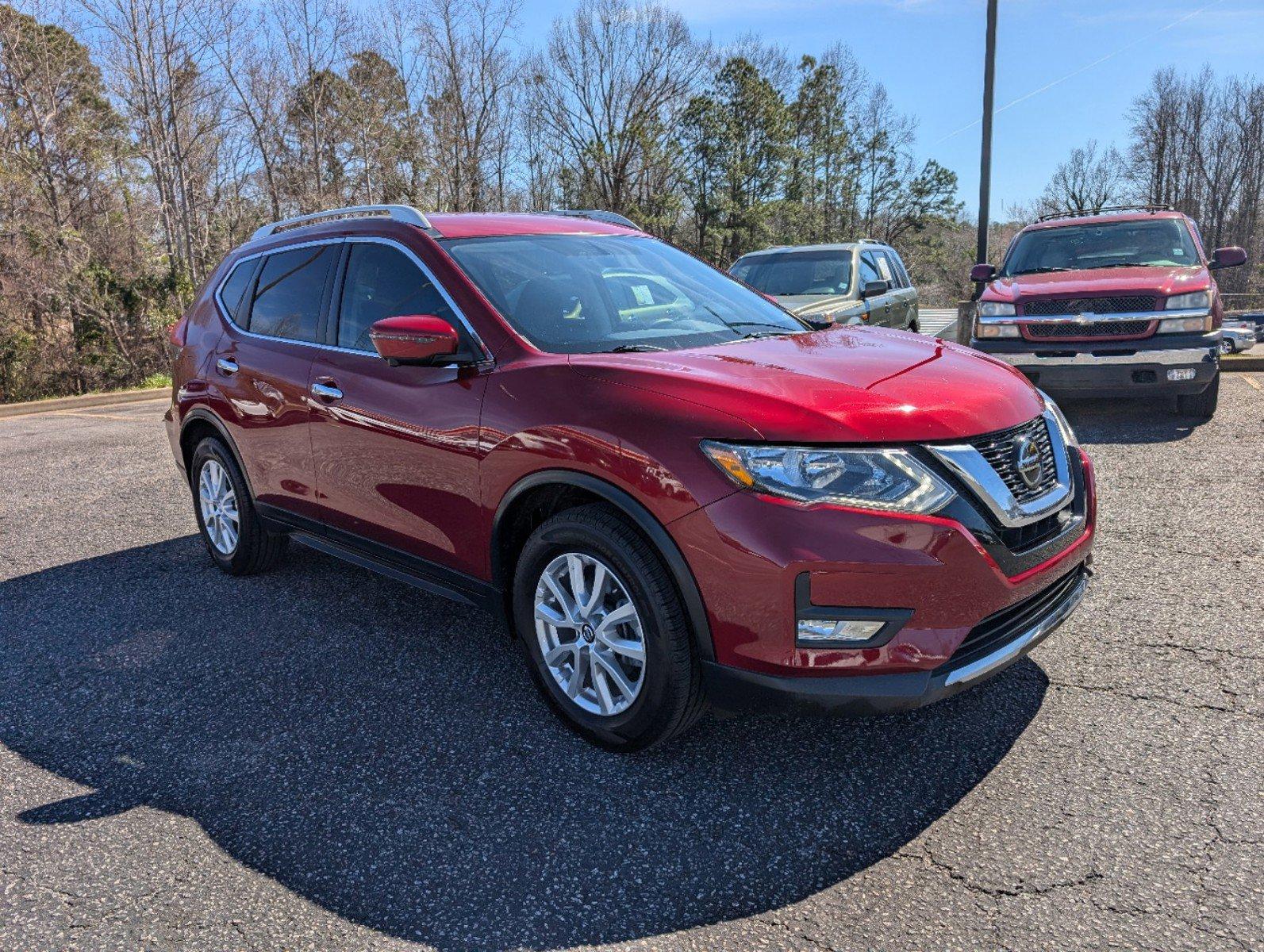 2018 /Charcoal Nissan Rogue SV (5N1AT2MT0JC) with an Regular Unleaded I-4 2.5 L/152 engine, 1-Speed CVT w/OD transmission, located at 3959 U.S. 80 W, Phenix City, AL, 36870, (334) 297-4885, 32.469296, -85.135185 - 2018 Nissan Rogue SV - Photo#2