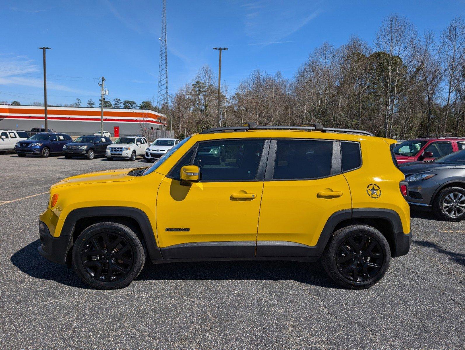 2018 /Black Jeep Renegade Altitude (ZACCJABB7JP) with an Regular Unleaded I-4 2.4 L/144 engine, 9-Speed Automatic w/OD transmission, located at 3959 U.S. 80 W, Phenix City, AL, 36870, (334) 297-4885, 32.469296, -85.135185 - 2018 Jeep Renegade Altitude - Photo#7