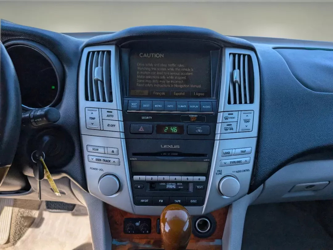 2007 Lexus RX 350 (2T2HK31U07C) with an Gas V6 3.5L/210 engine, 5-Speed Automatic transmission, located at 3959 U.S. 80 W, Phenix City, AL, 36870, (334) 297-4885, 32.469296, -85.135185 - 2007 Lexus RX 350 - Photo#15